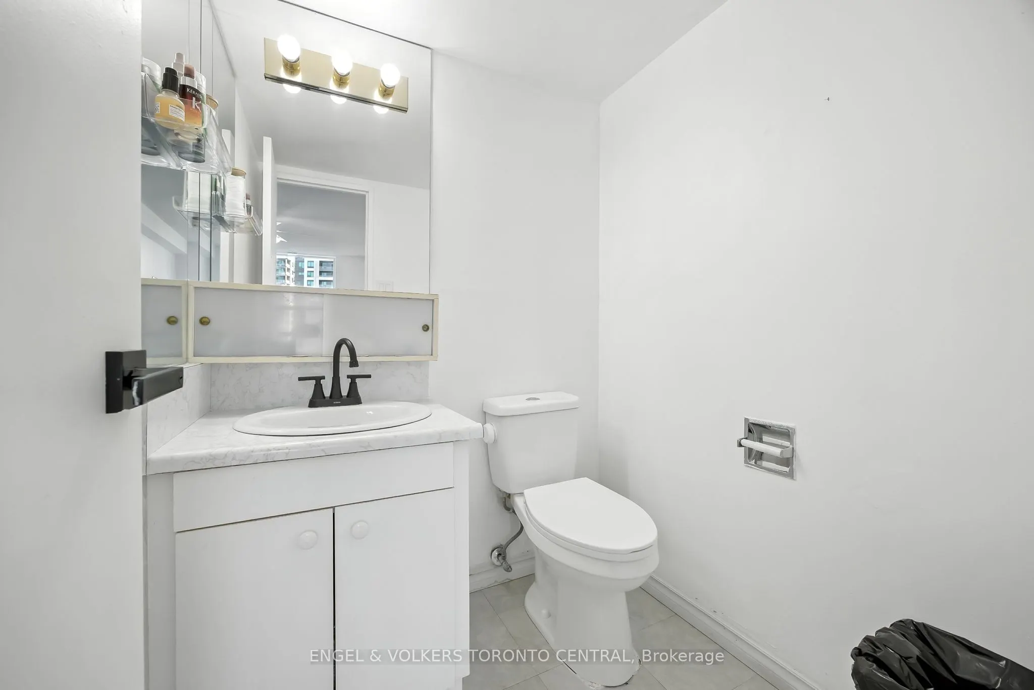 1210 Radom Street, #910