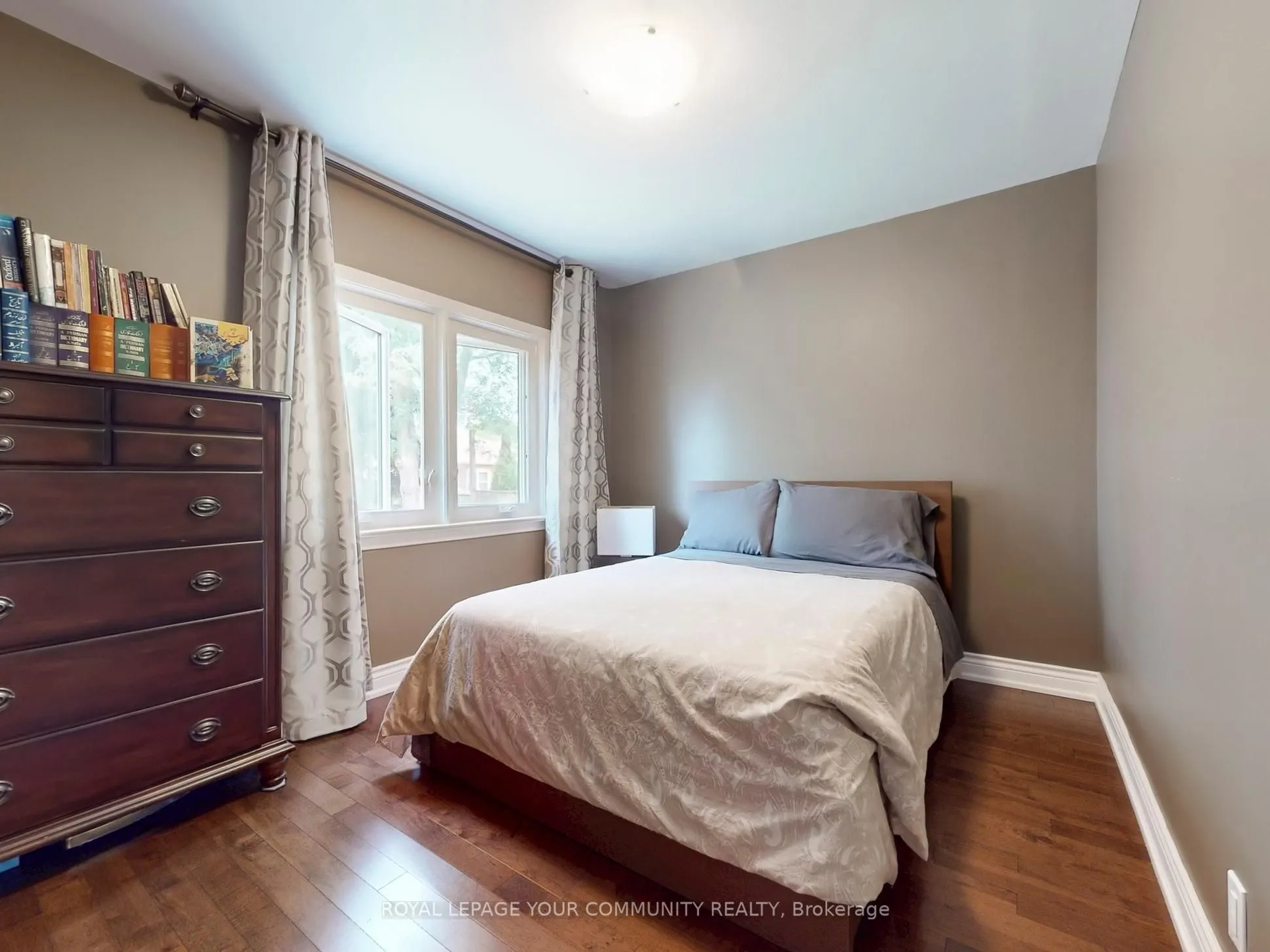 34 Droxford Avenue