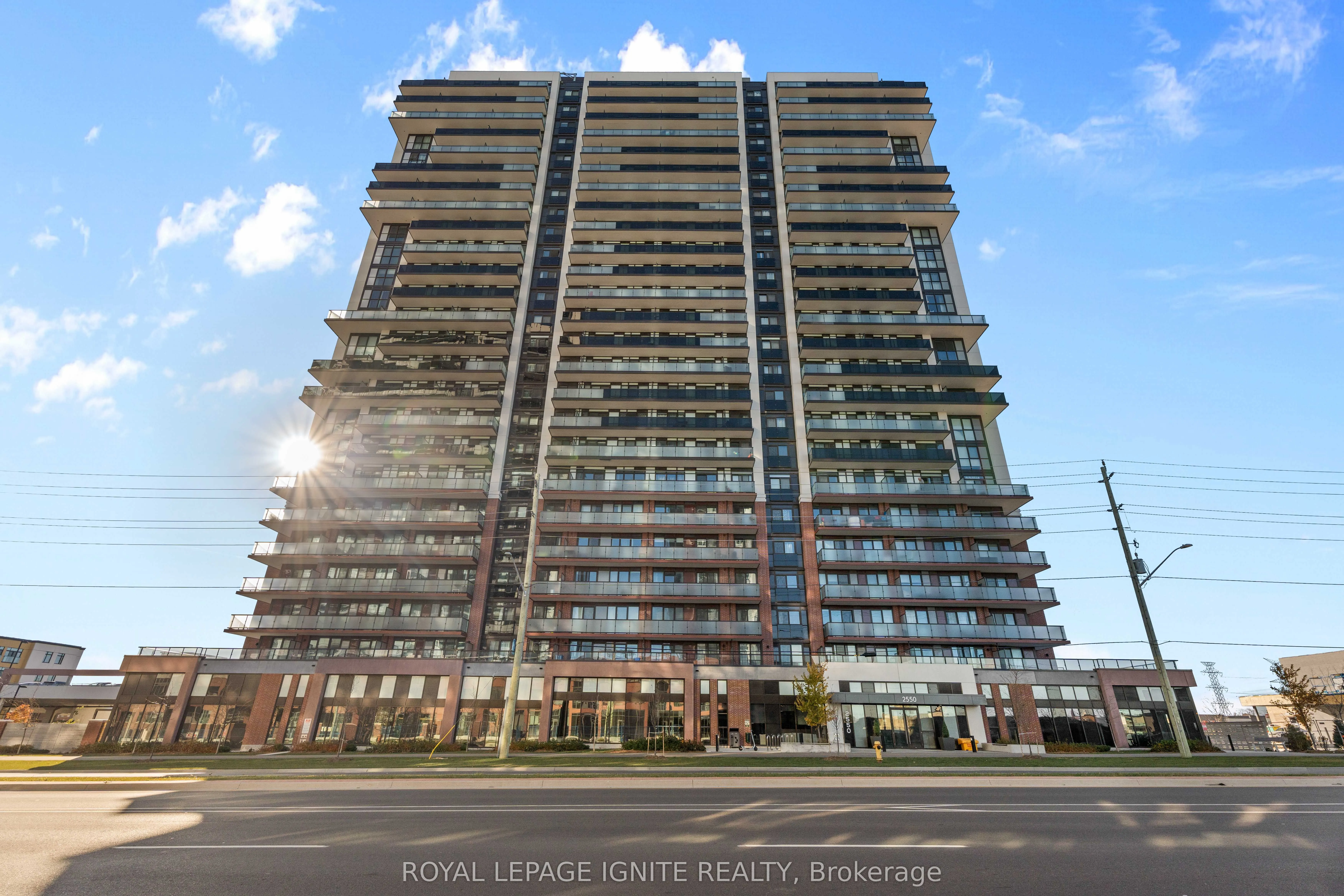 2550 Simcoe Street N, #2311