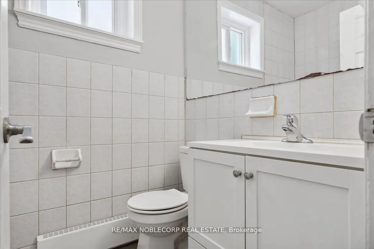 362 Elgin Court, #2