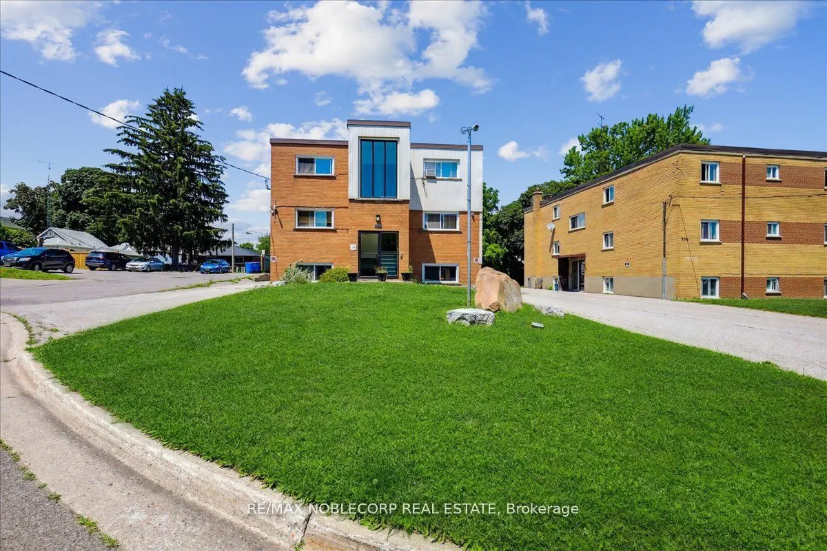 362 Elgin Court, #2