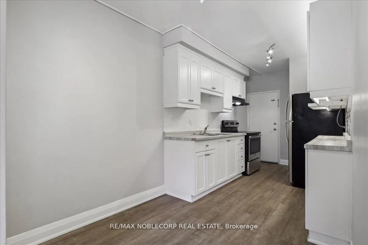 362 Elgin Court, #2