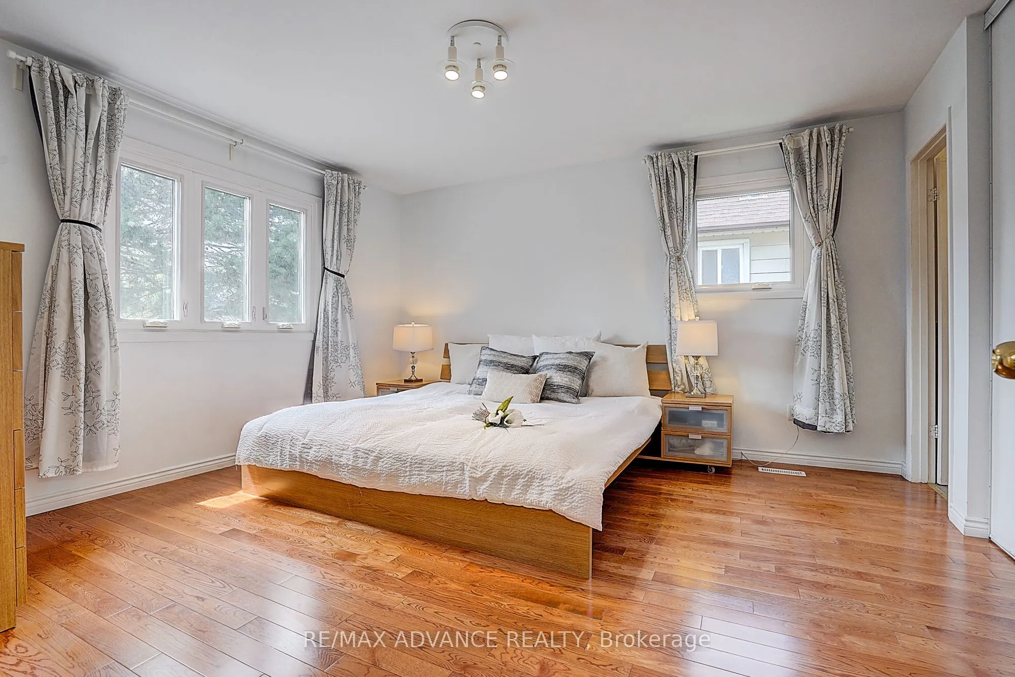 86 Placentia Boulevard