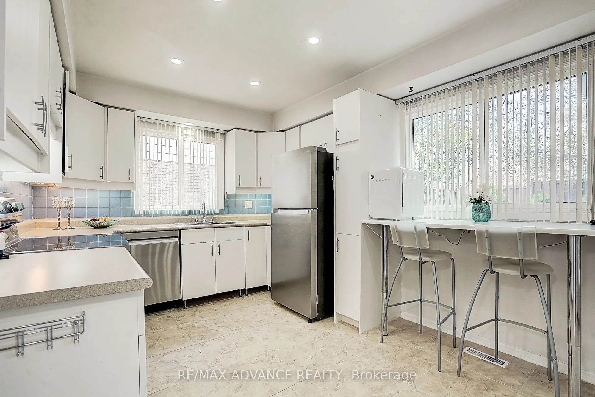 86 Placentia Boulevard