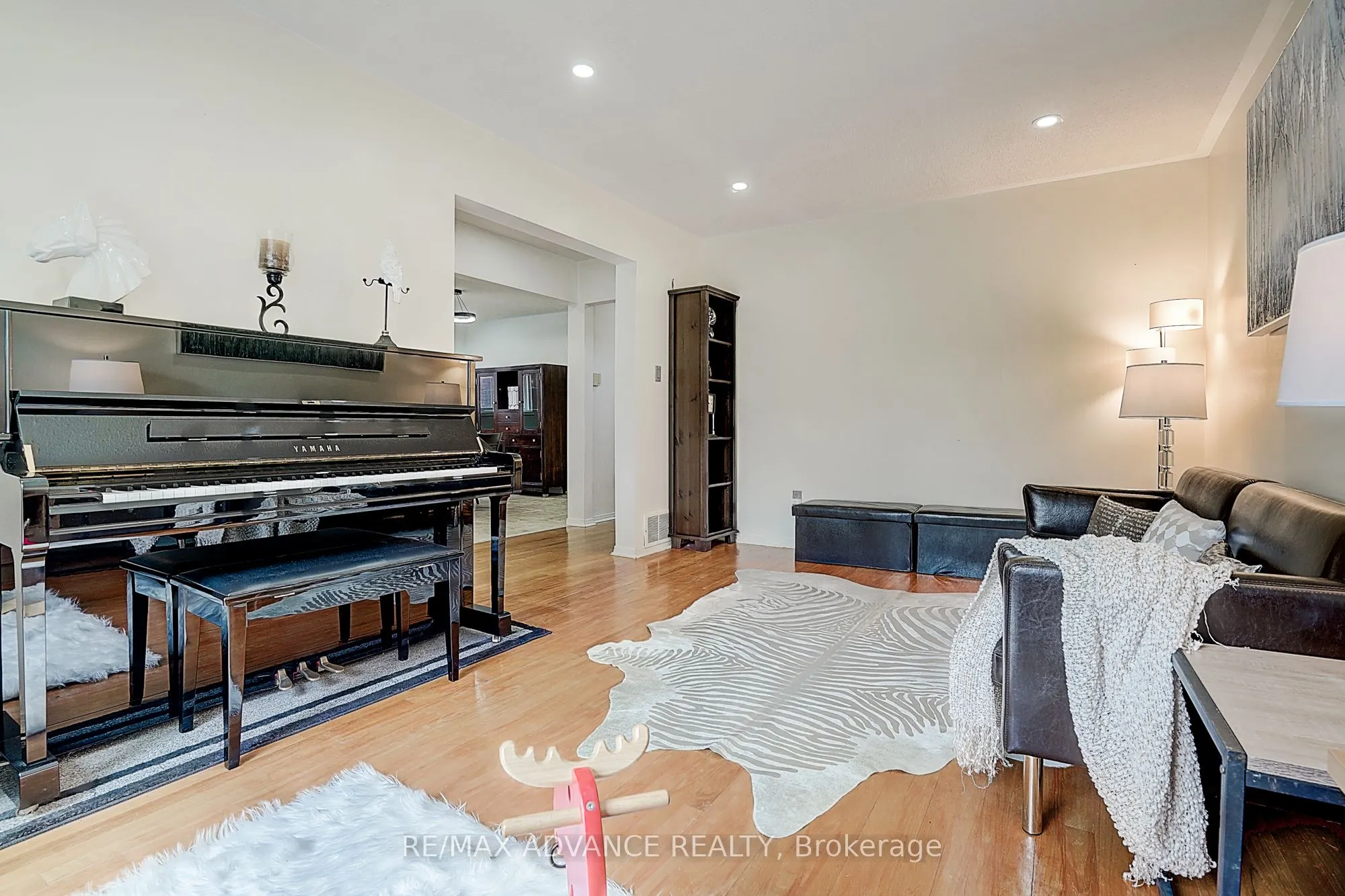 86 Placentia Boulevard