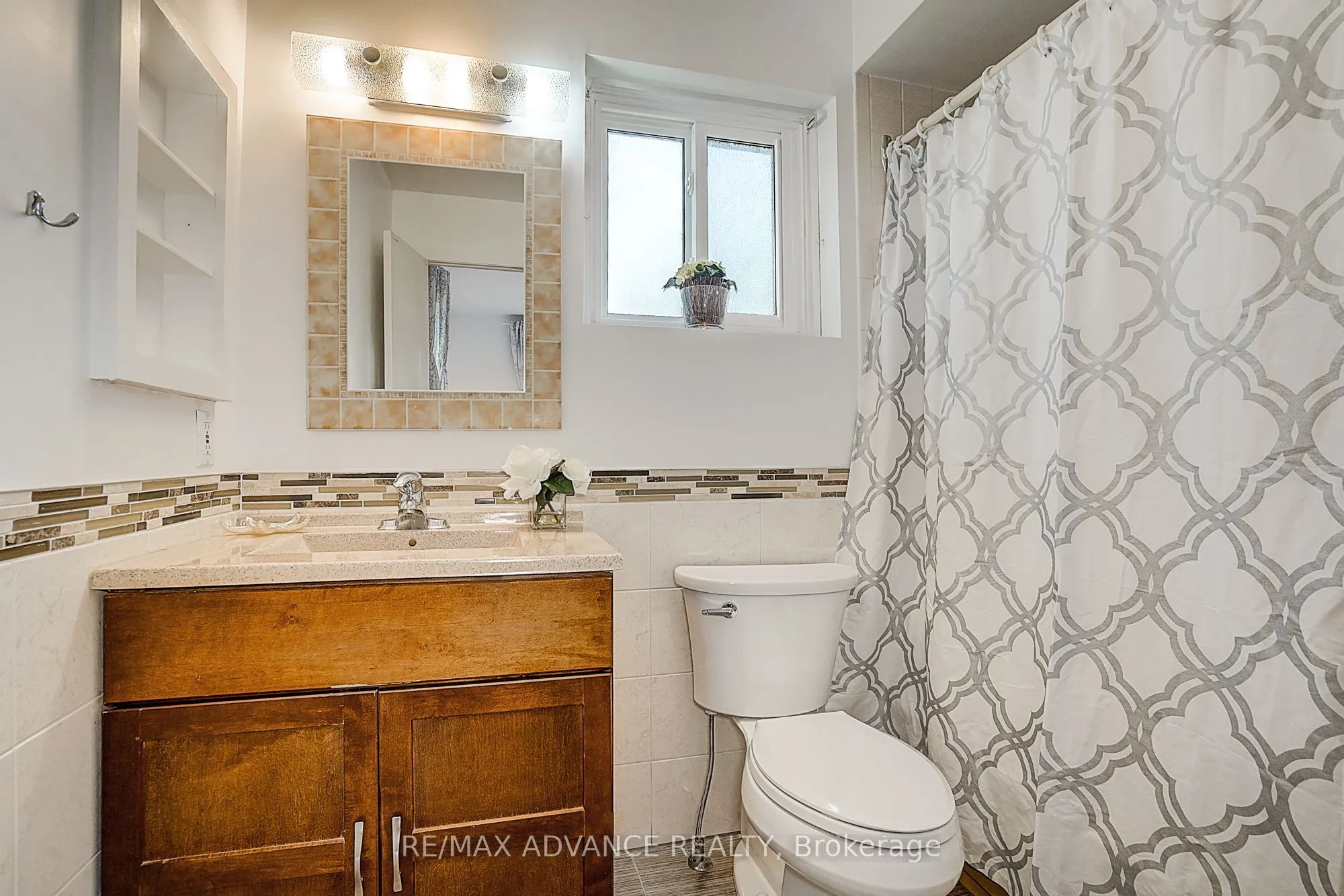 86 Placentia Boulevard