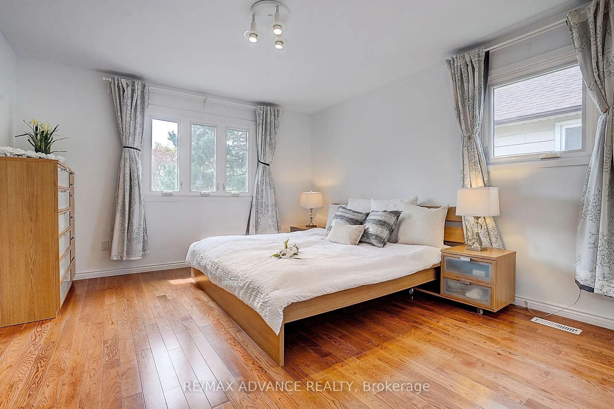 86 Placentia Boulevard