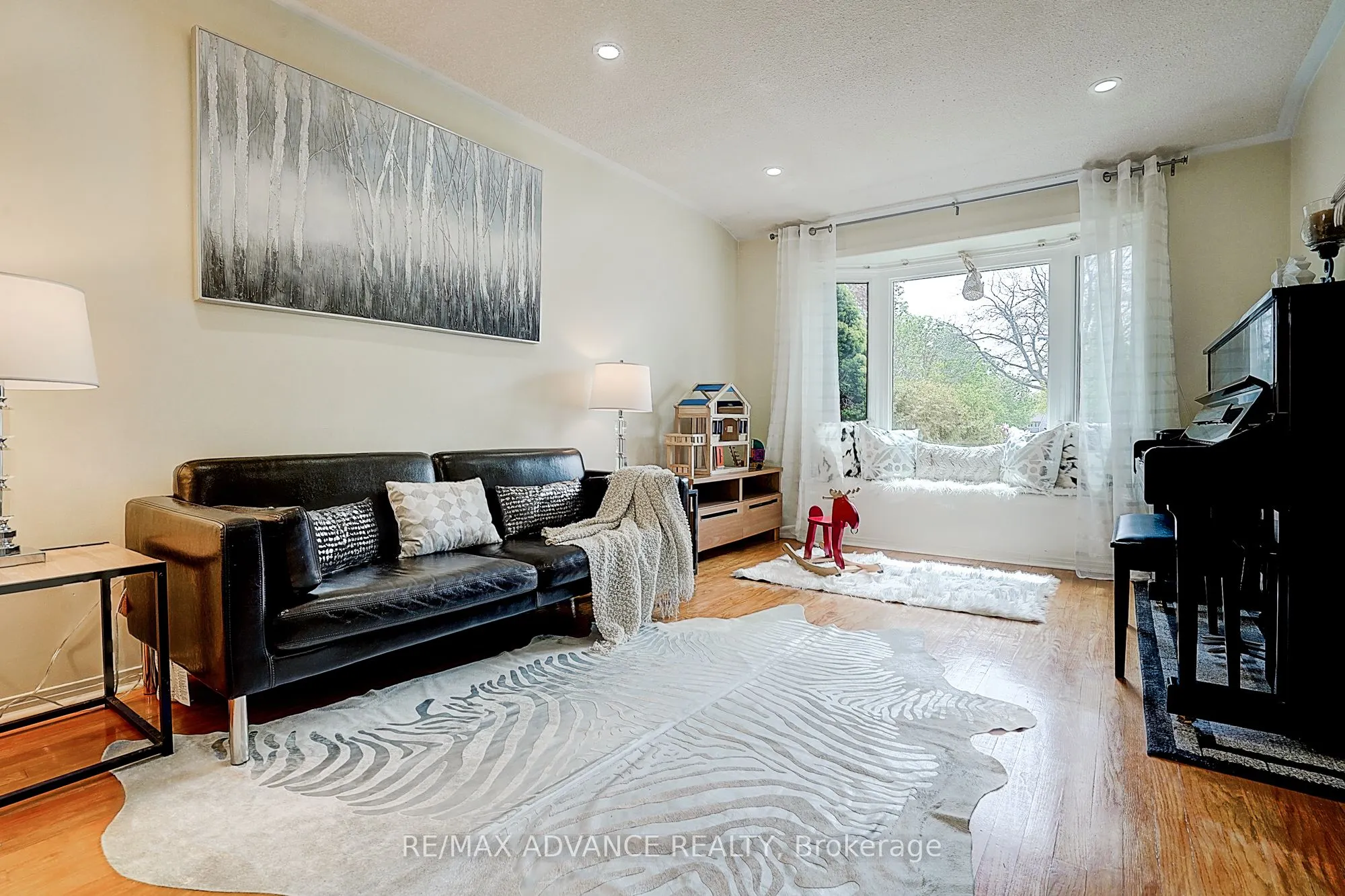 86 Placentia Boulevard