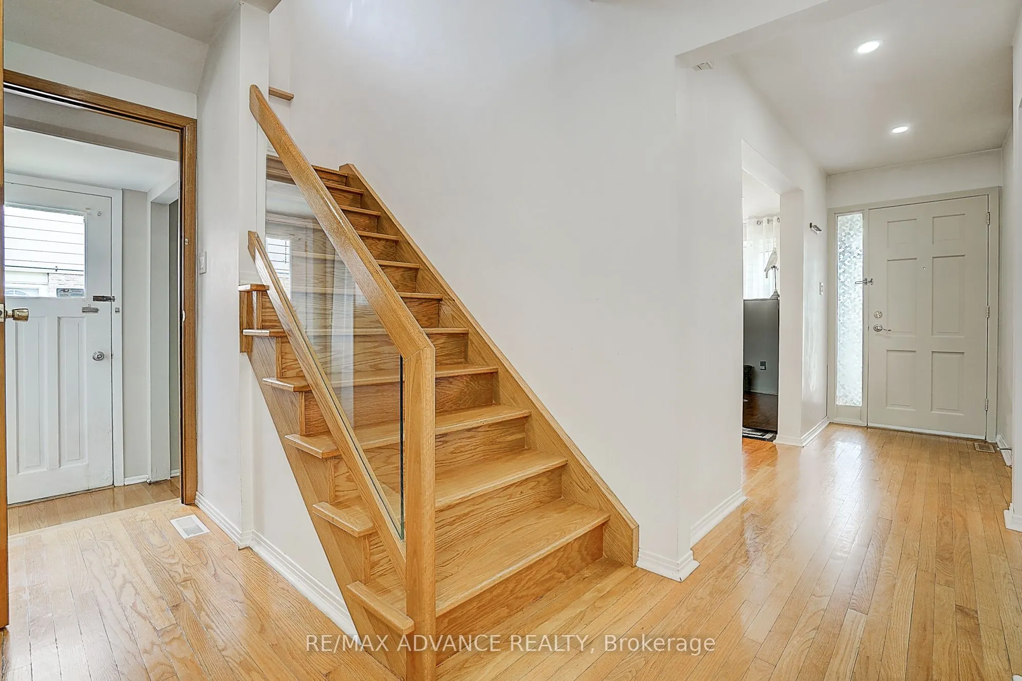86 Placentia Boulevard