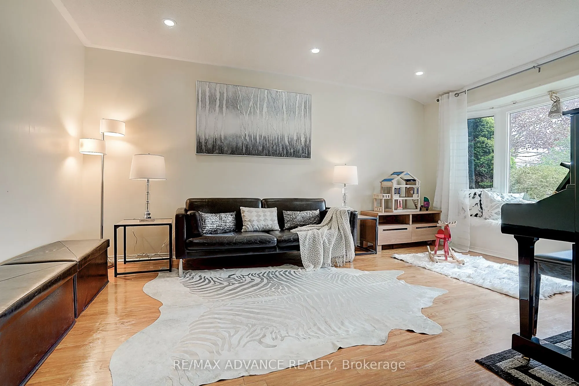 86 Placentia Boulevard