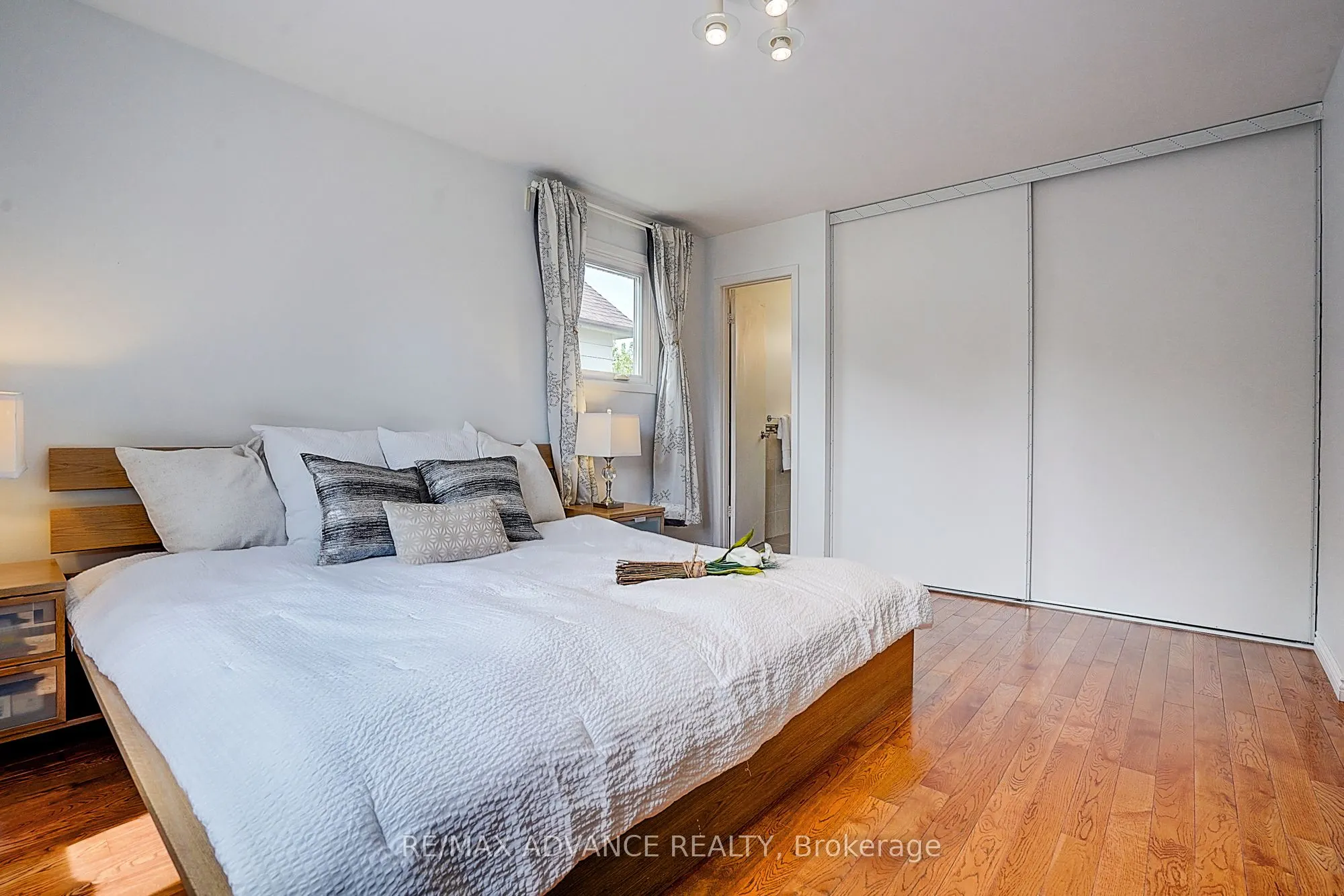 86 Placentia Boulevard