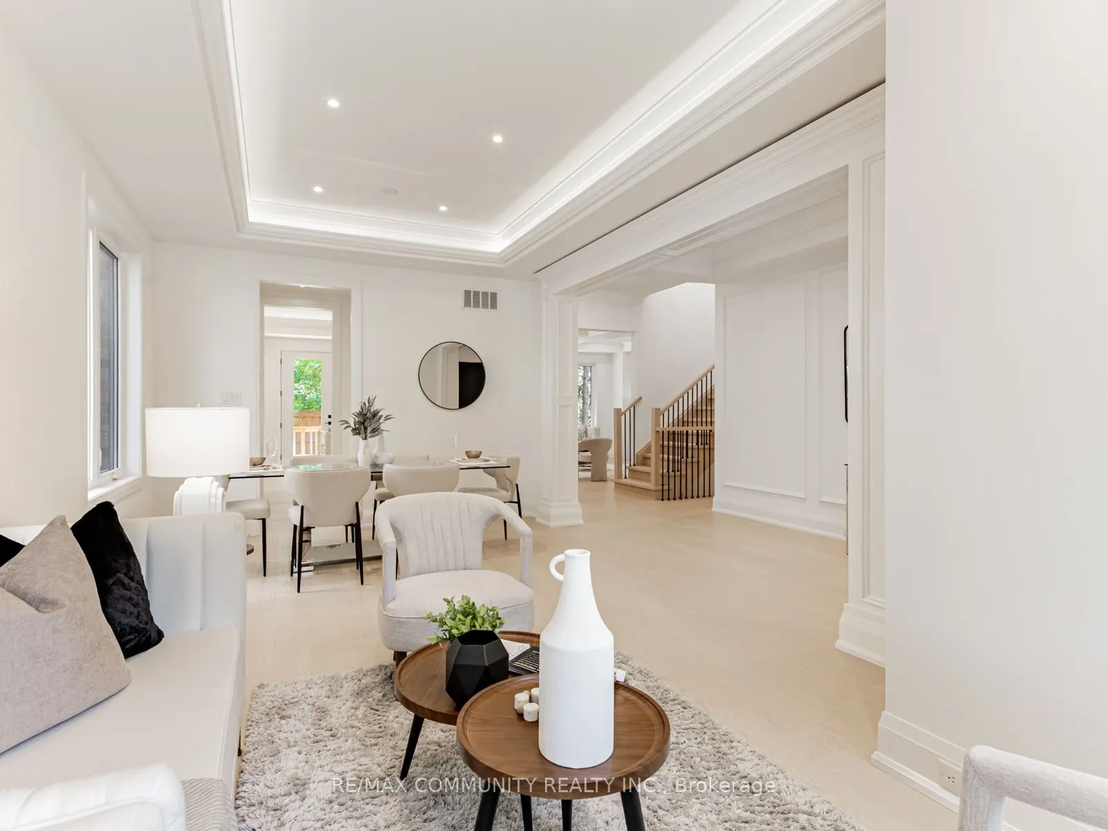 43 Sugarbush Square