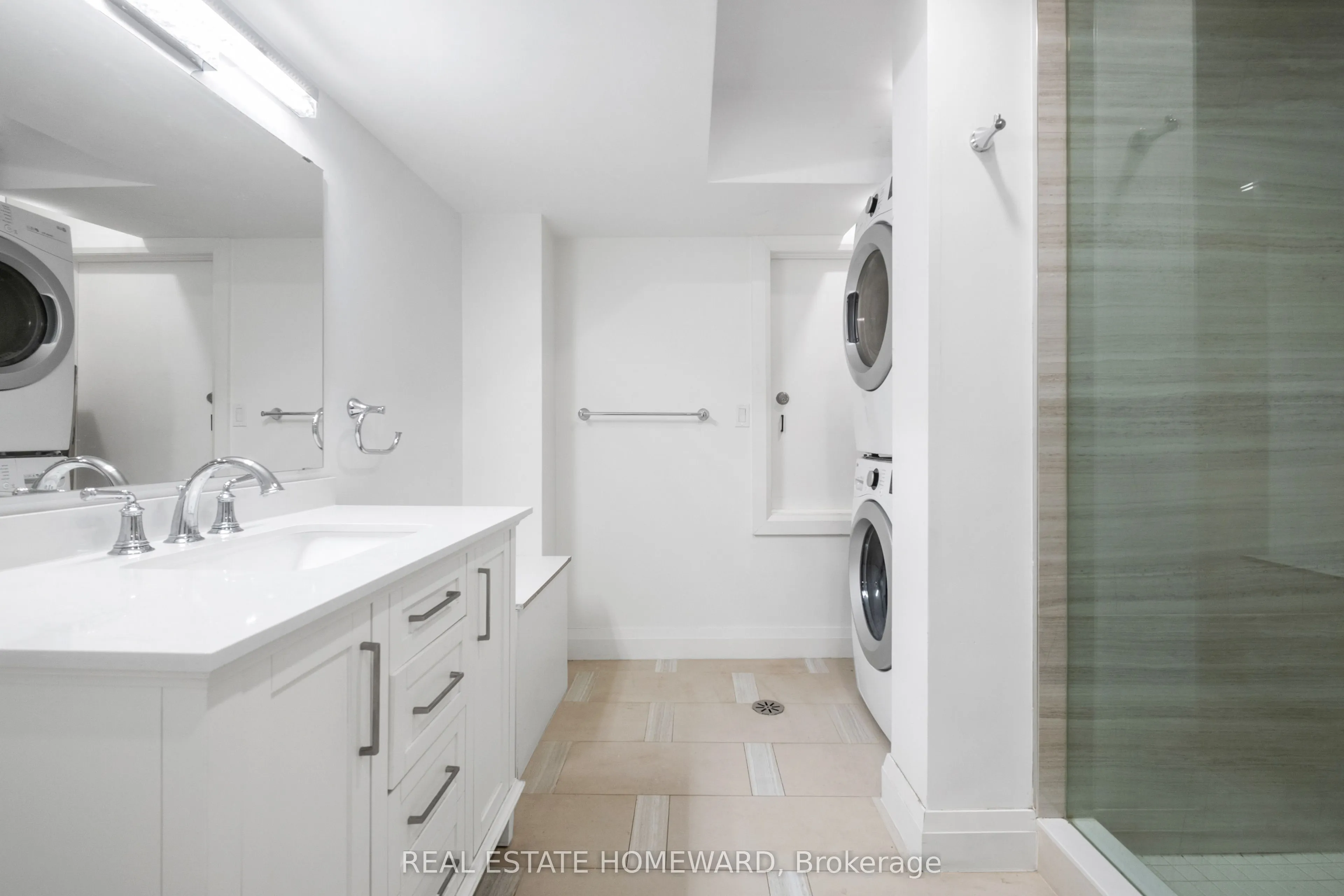 52 Garnock Avenue, #Basement