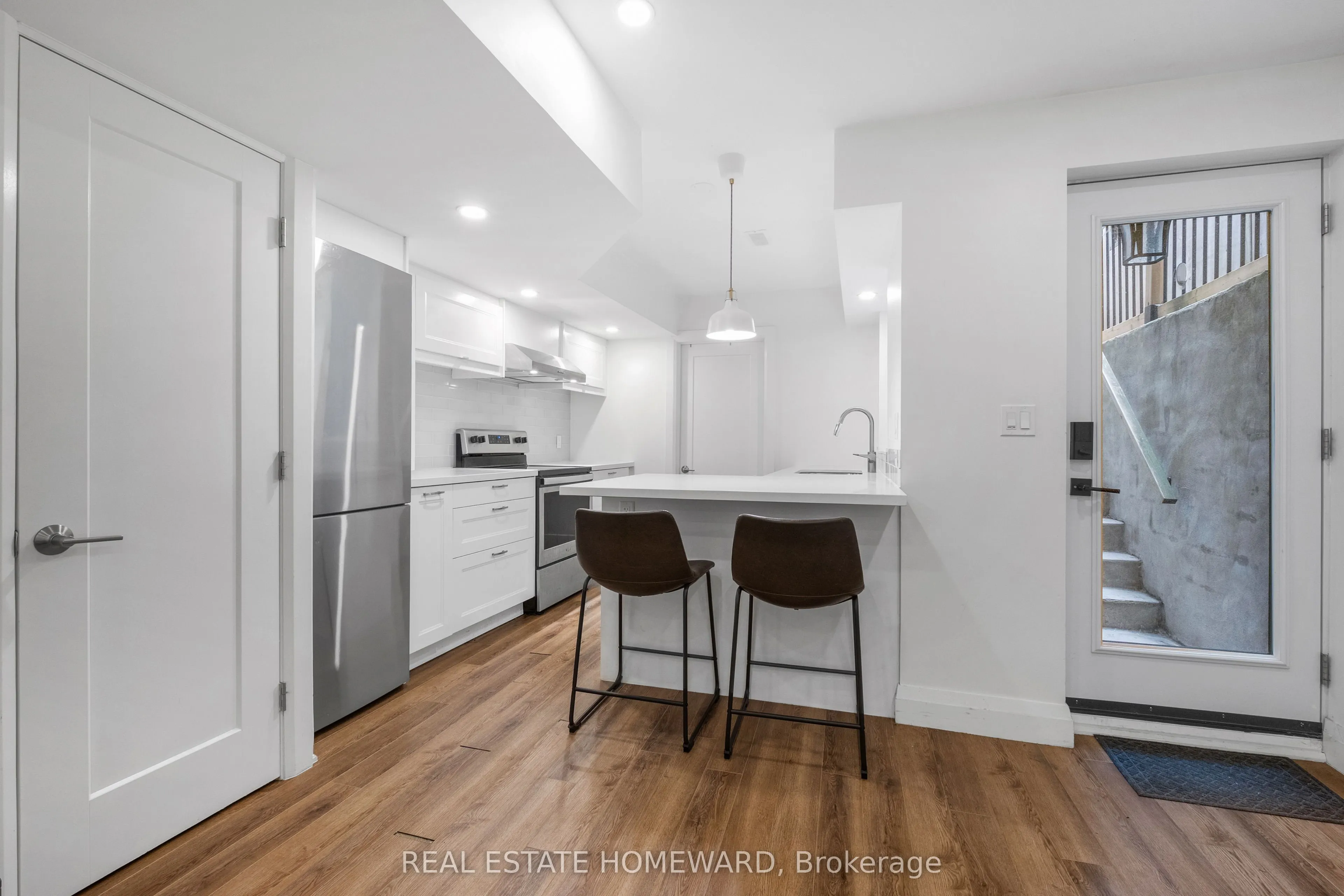 52 Garnock Avenue, #Basement