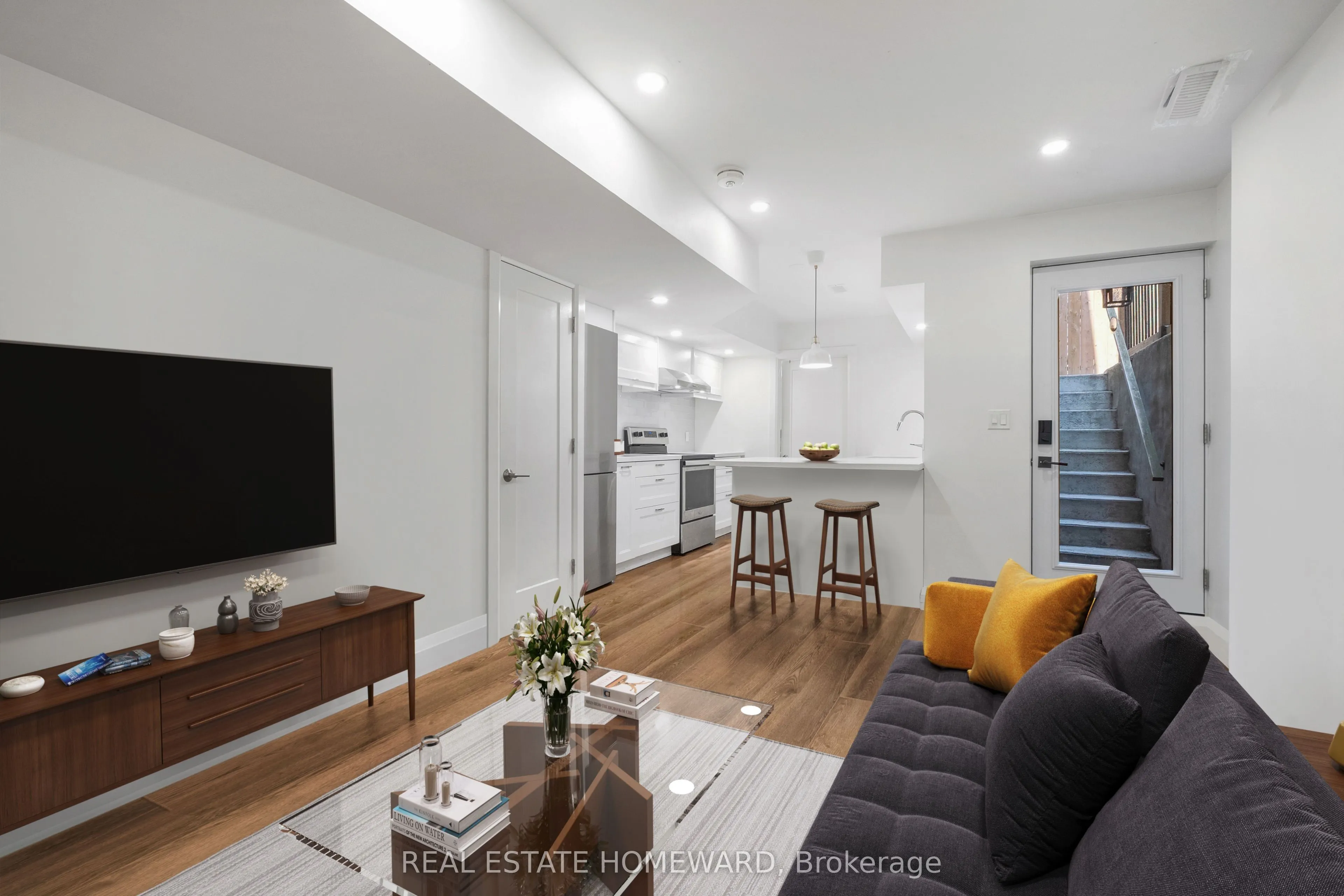 52 Garnock Avenue, #Basement