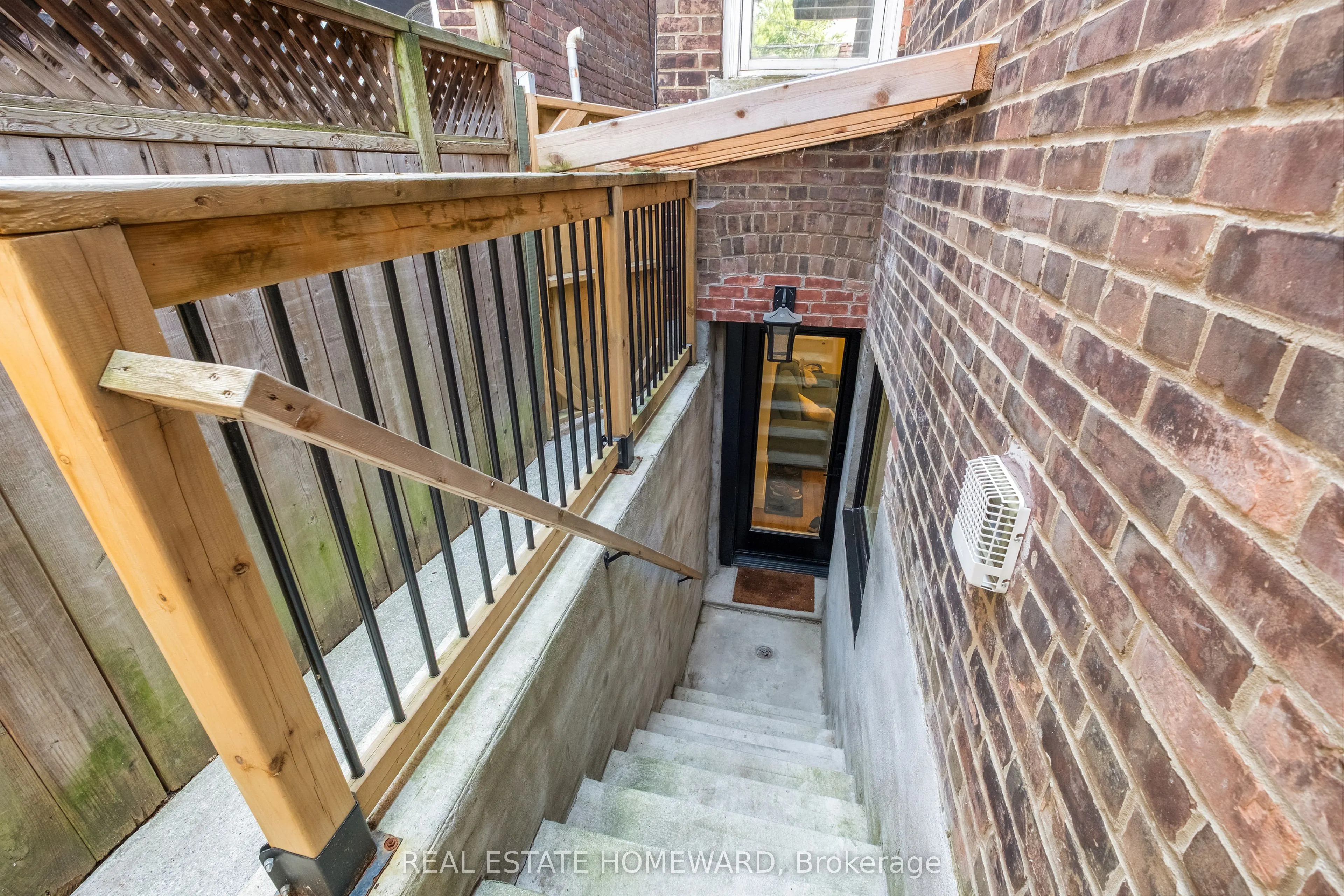 52 Garnock Avenue, #Basement