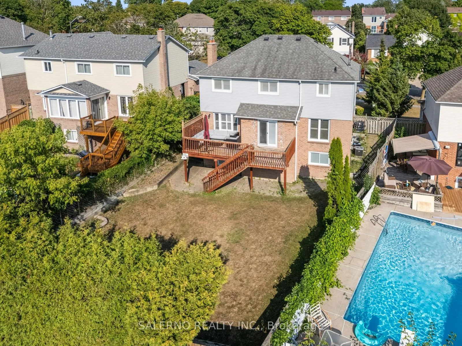 88 Holliday Drive