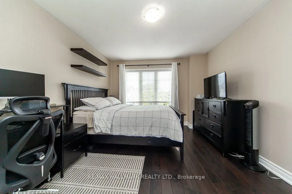 73 Armitage Crescent