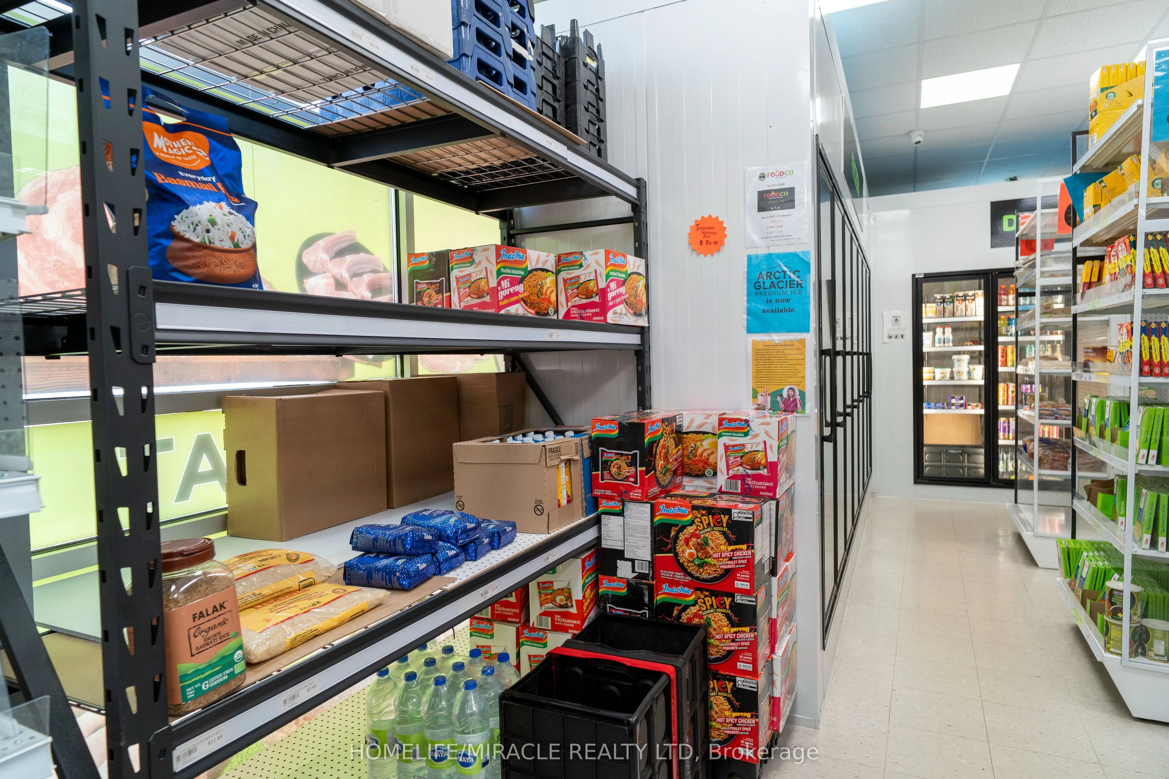 1700 Simcoe Street N