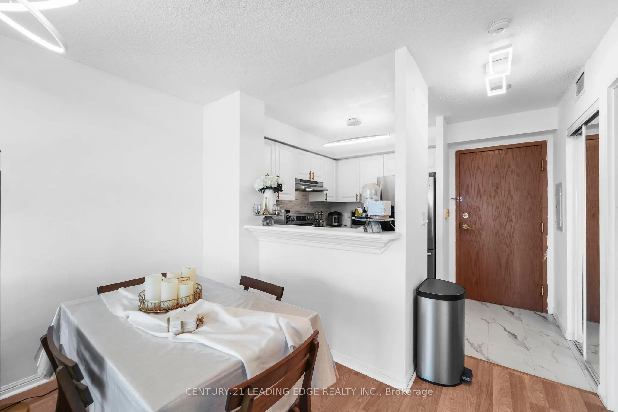 11 Lee Centre Drive, #1609