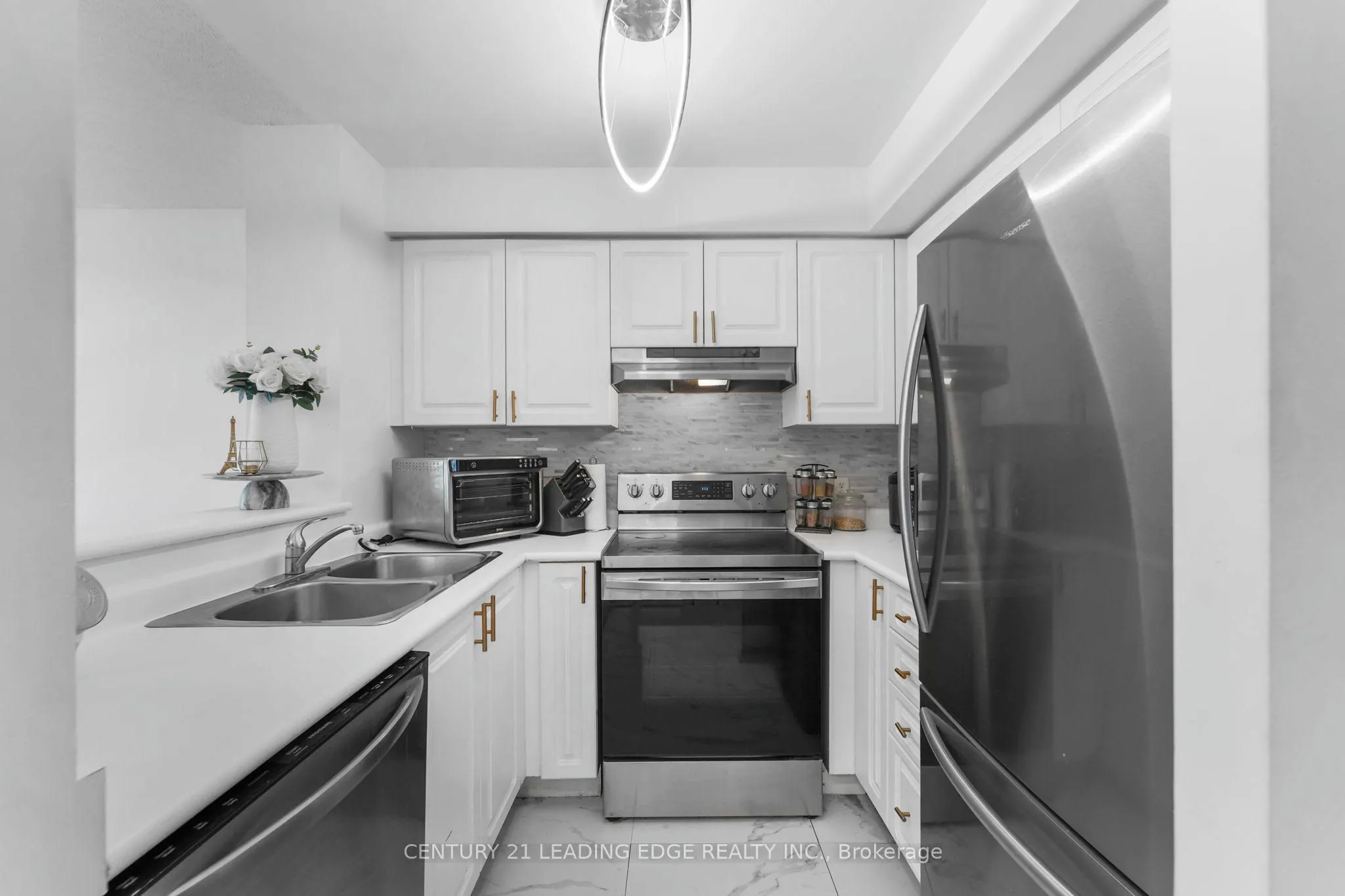 11 Lee Centre Drive, #1609