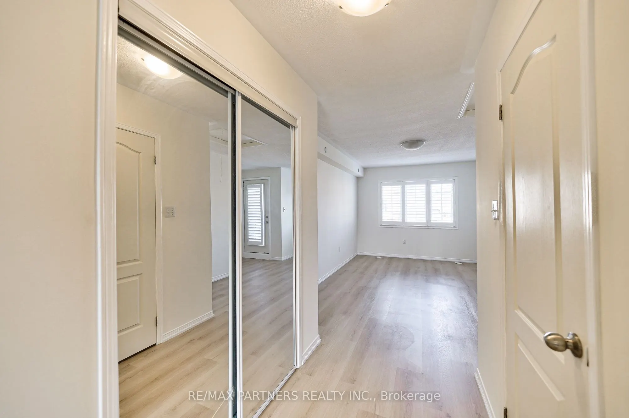 2615 Eaglesham Path