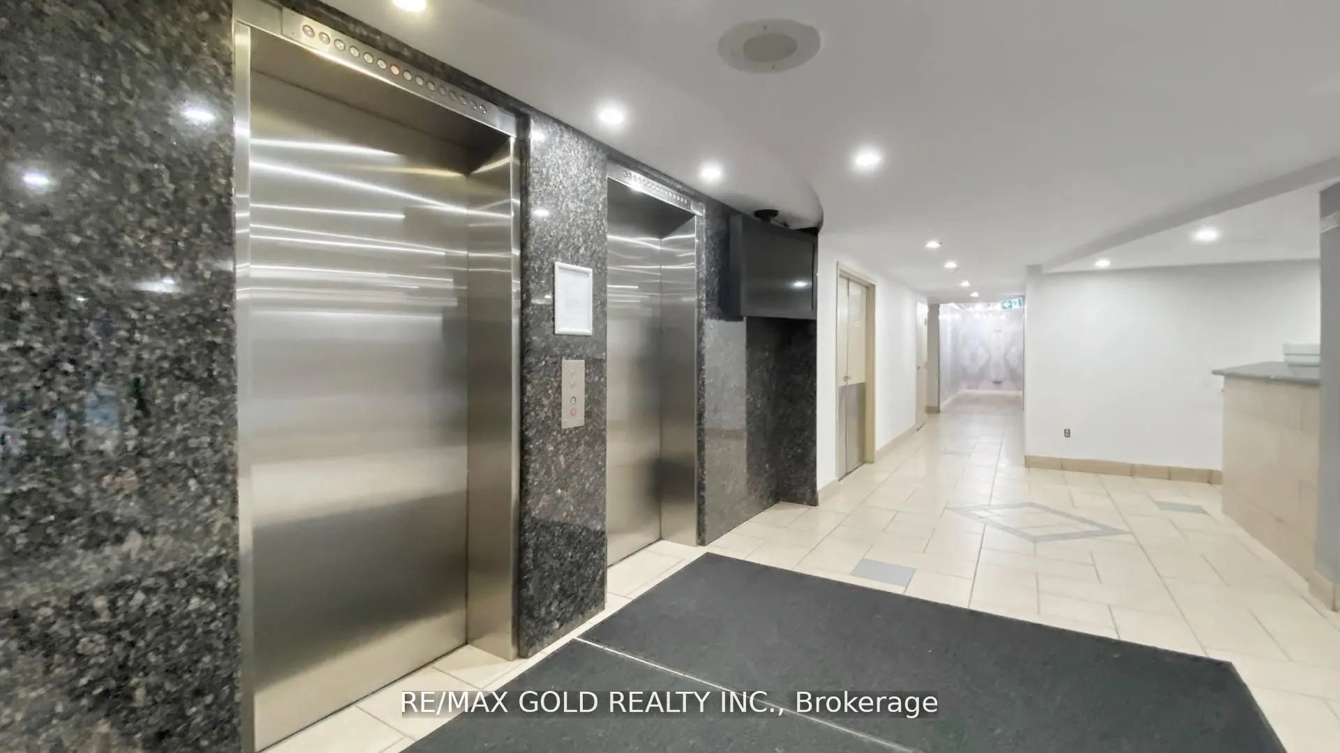 99 Blackwell Avenue, #1205