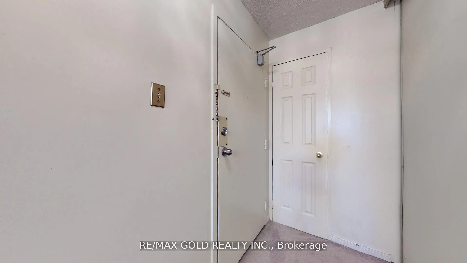 99 Blackwell Avenue, #1205