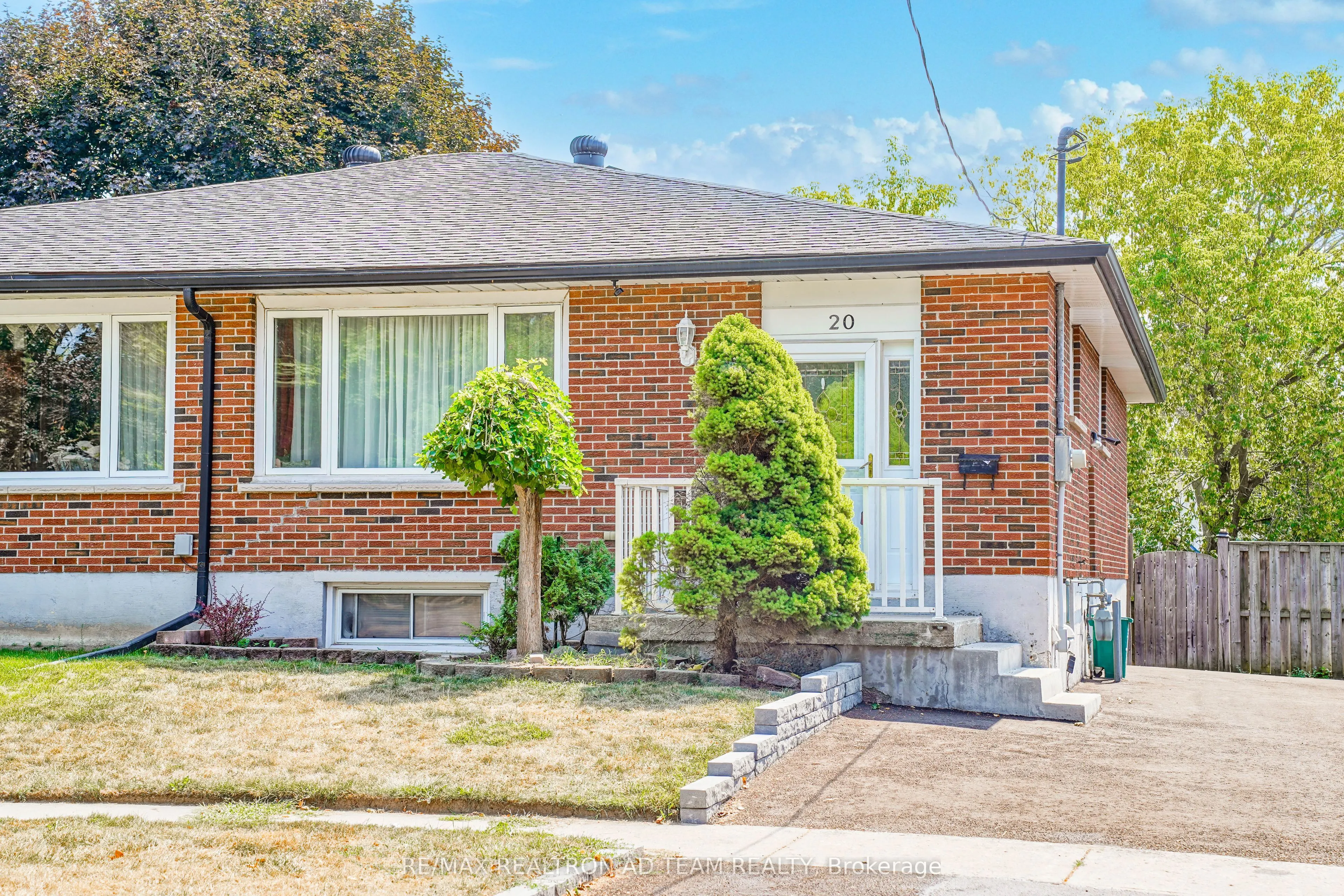 20 Little Avenue