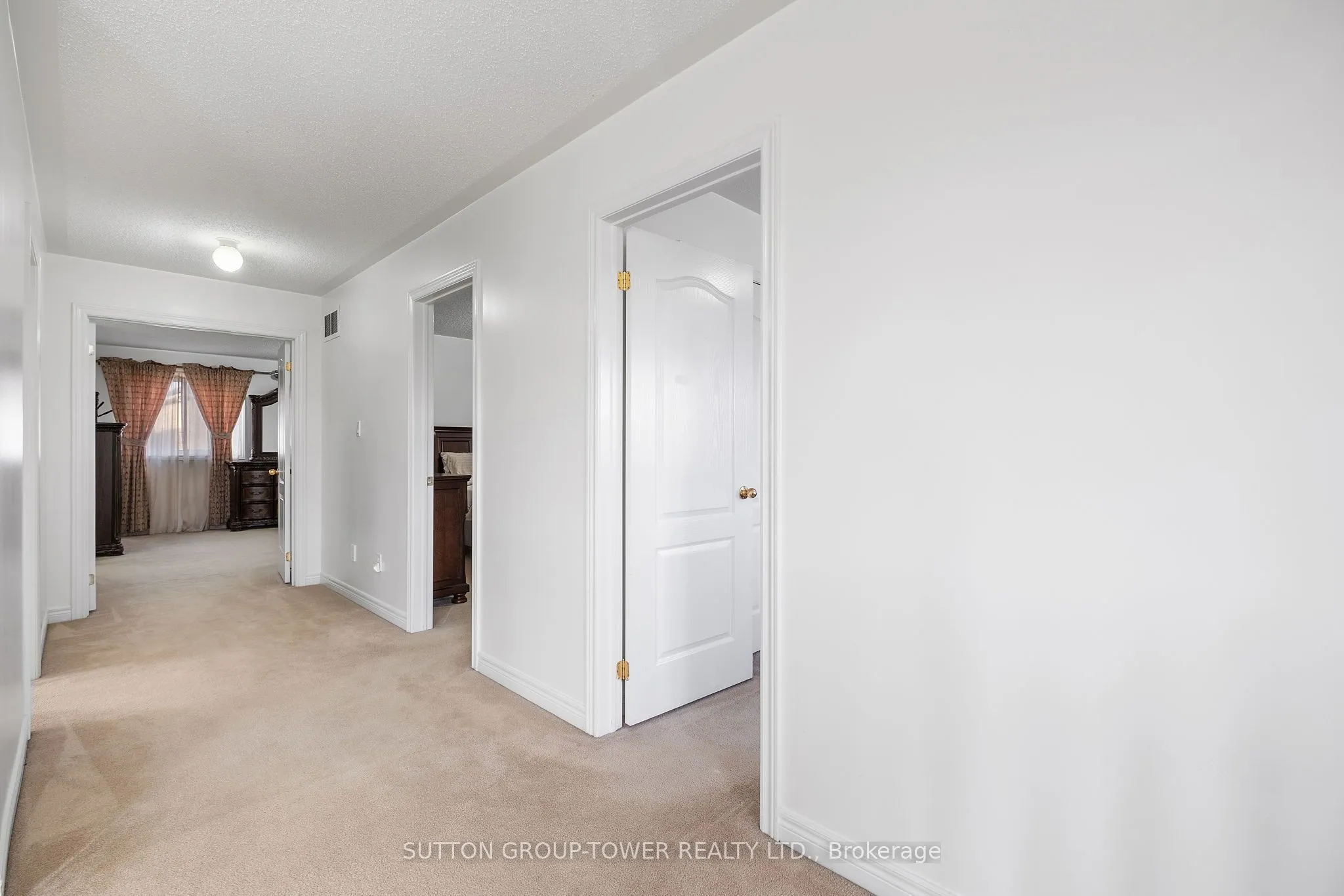 14 Rosswell Drive
