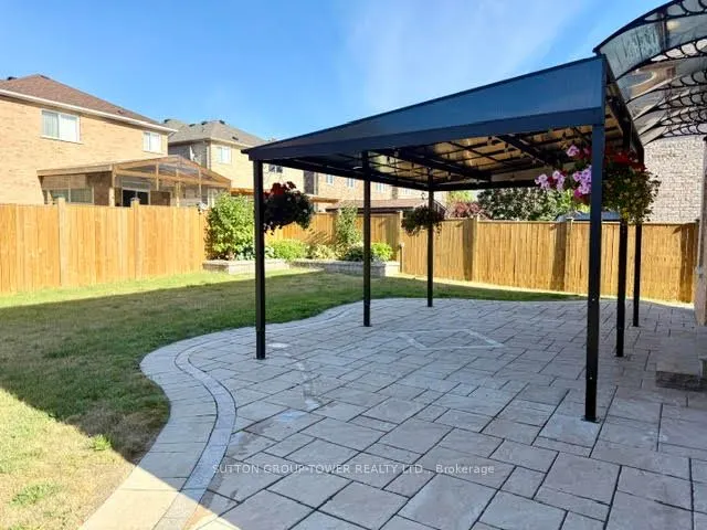 14 Rosswell Drive