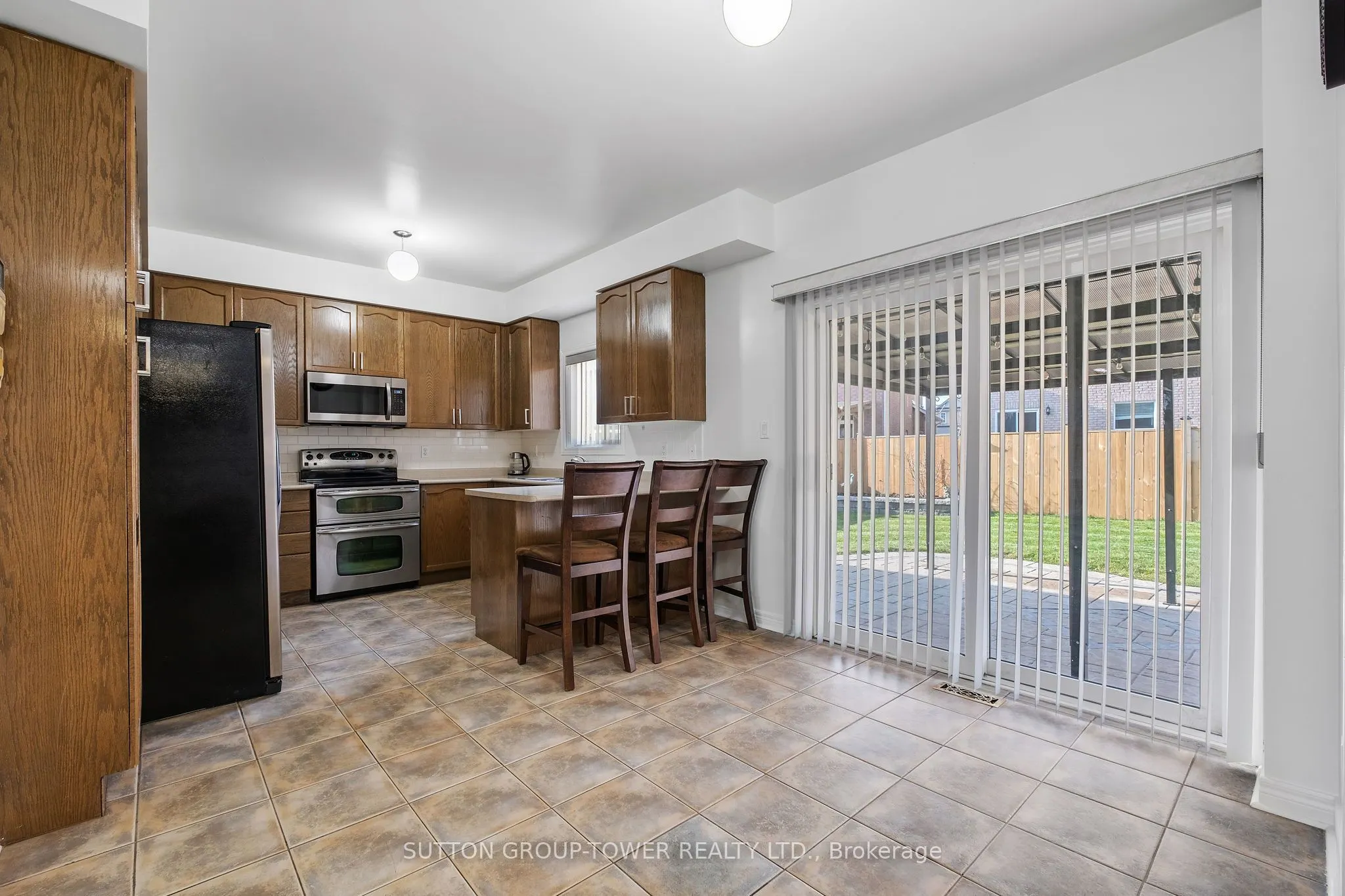 14 Rosswell Drive