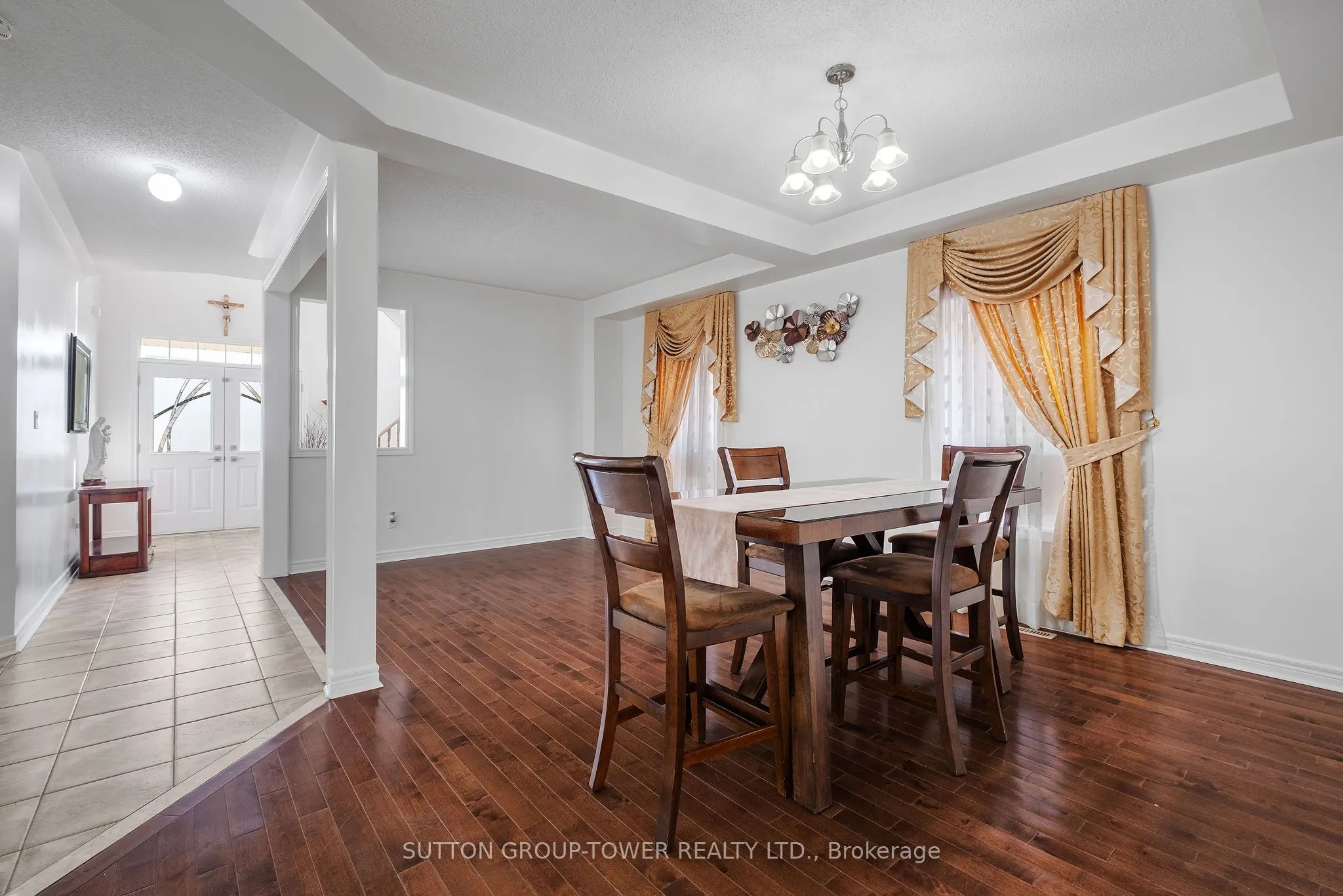 14 Rosswell Drive