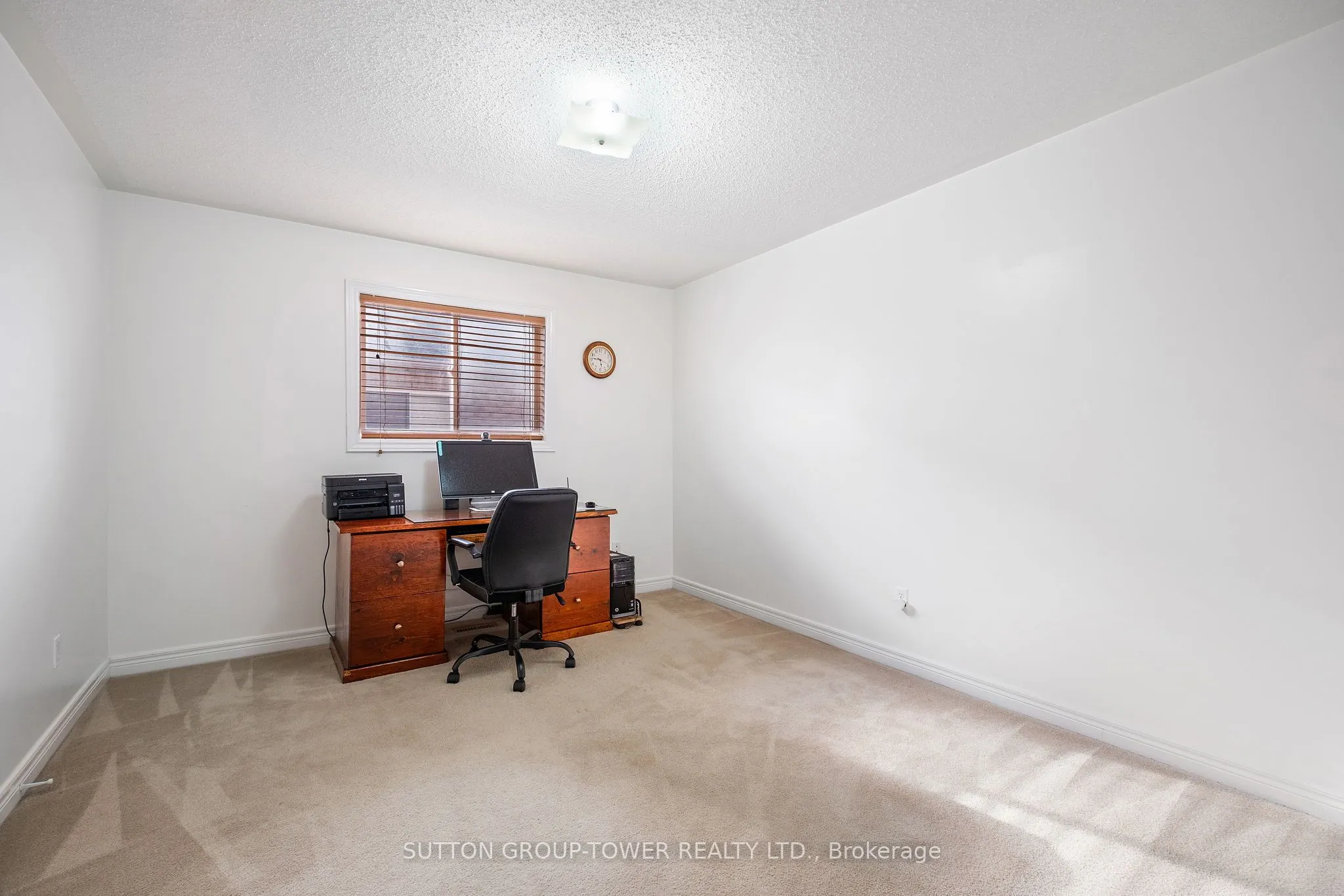 14 Rosswell Drive