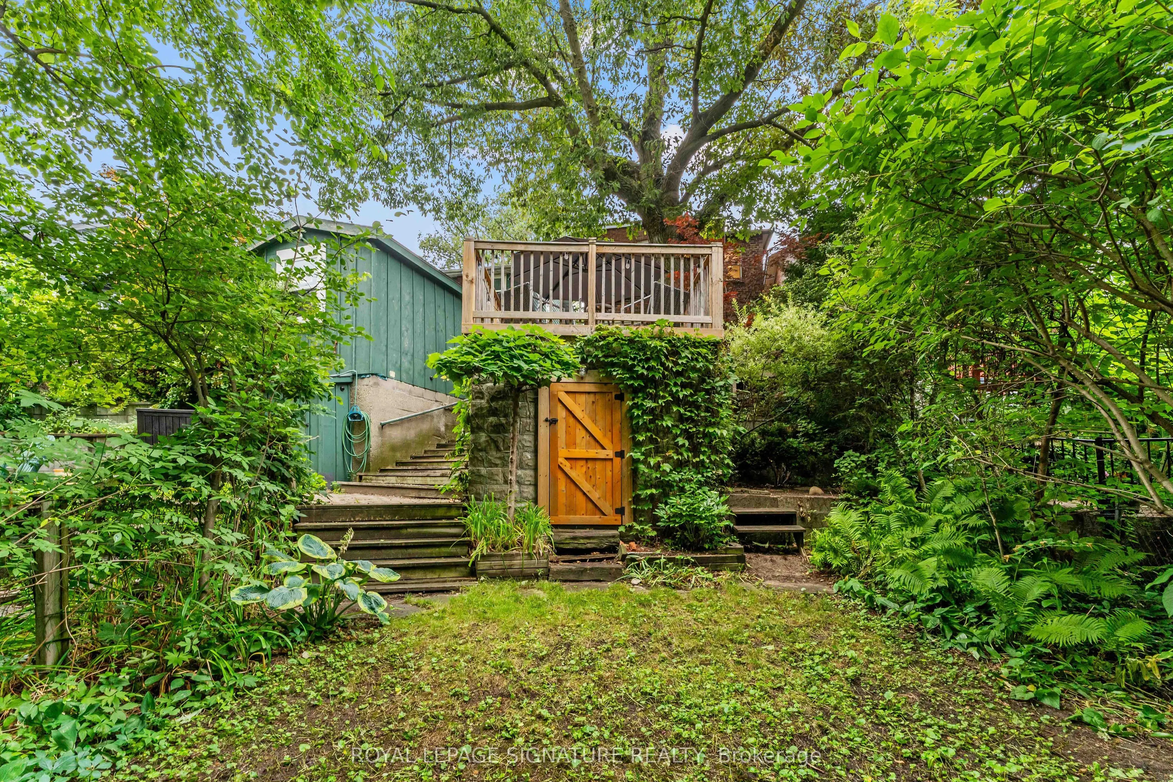 359 Wolverleigh Boulevard