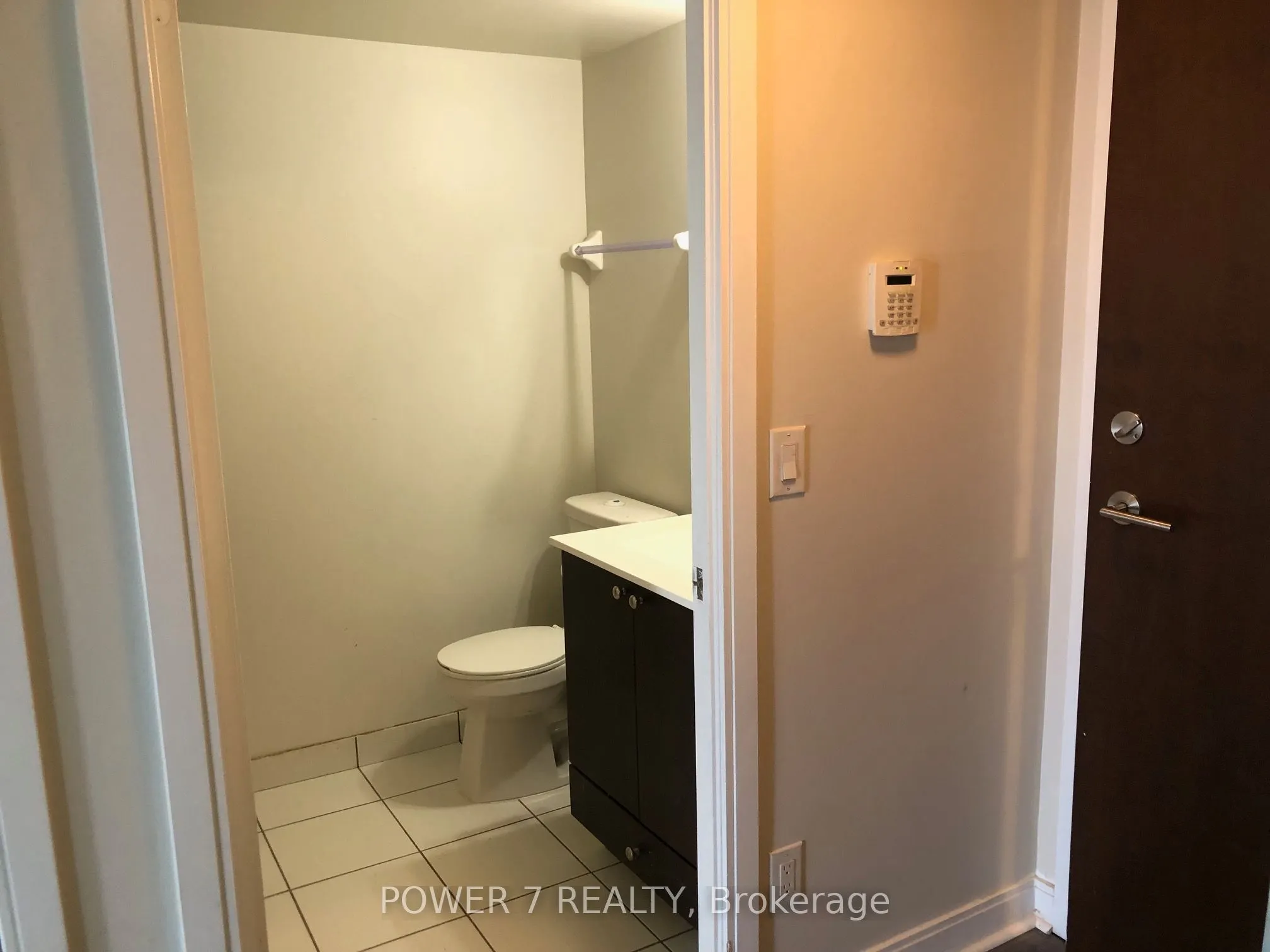 151 Village Green Square, #1104