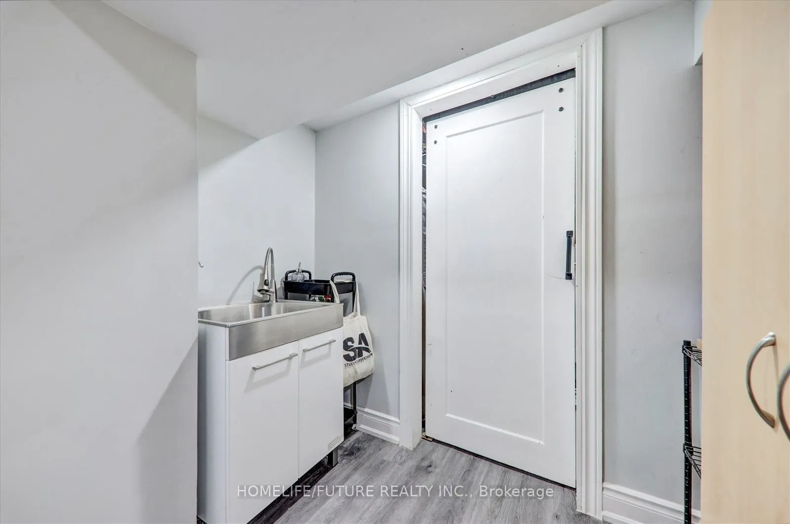 26 North Bonnington Avenue