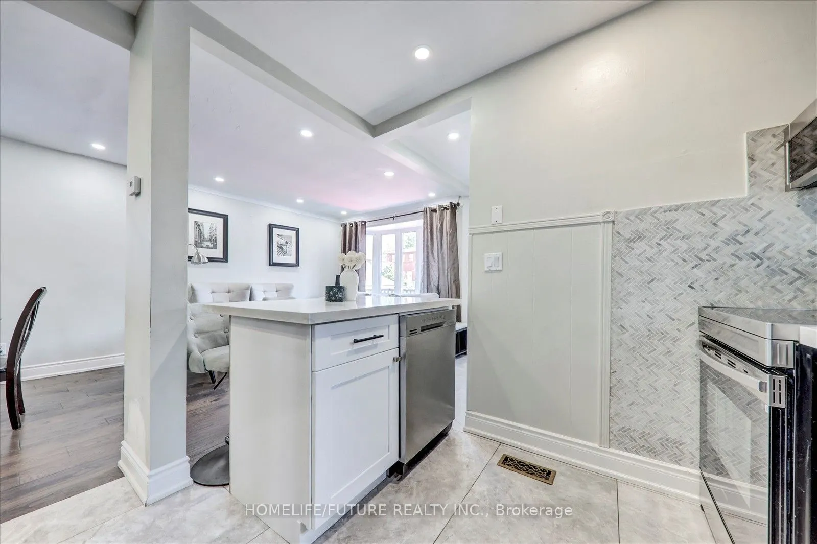 26 North Bonnington Avenue