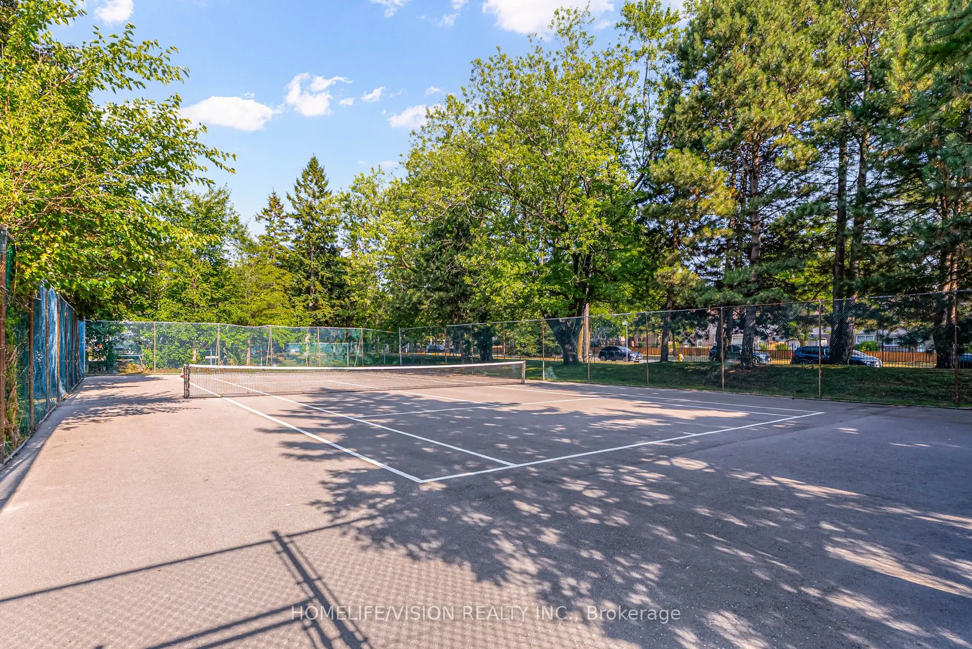 25 Silver Springs Boulevard, #905
