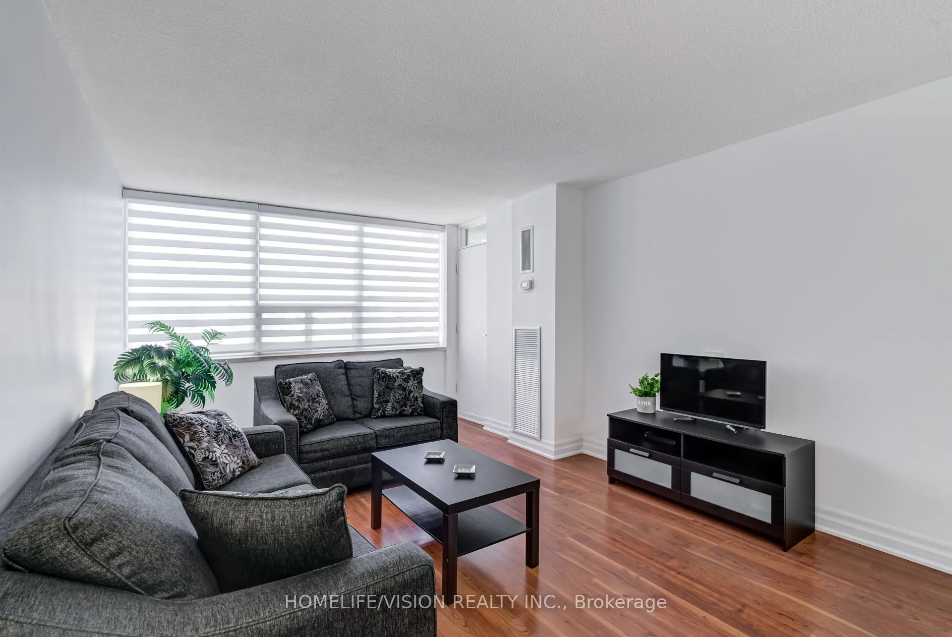 25 Silver Springs Boulevard, #905