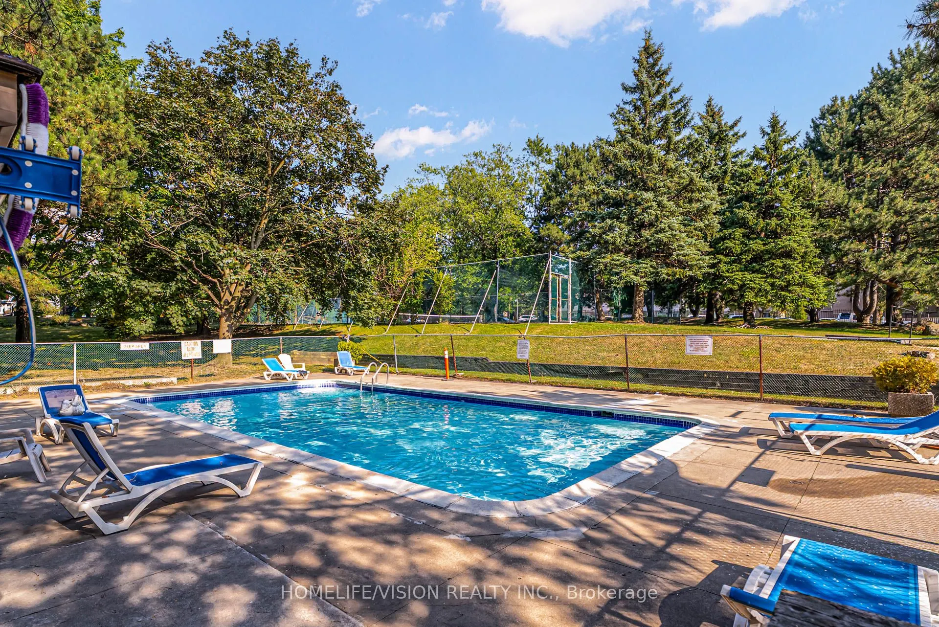 25 Silver Springs Boulevard, #905