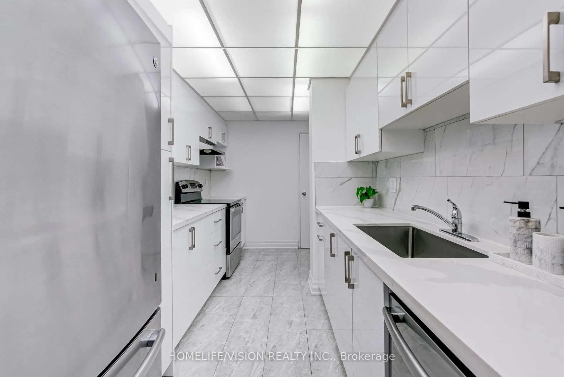 25 Silver Springs Boulevard, #905
