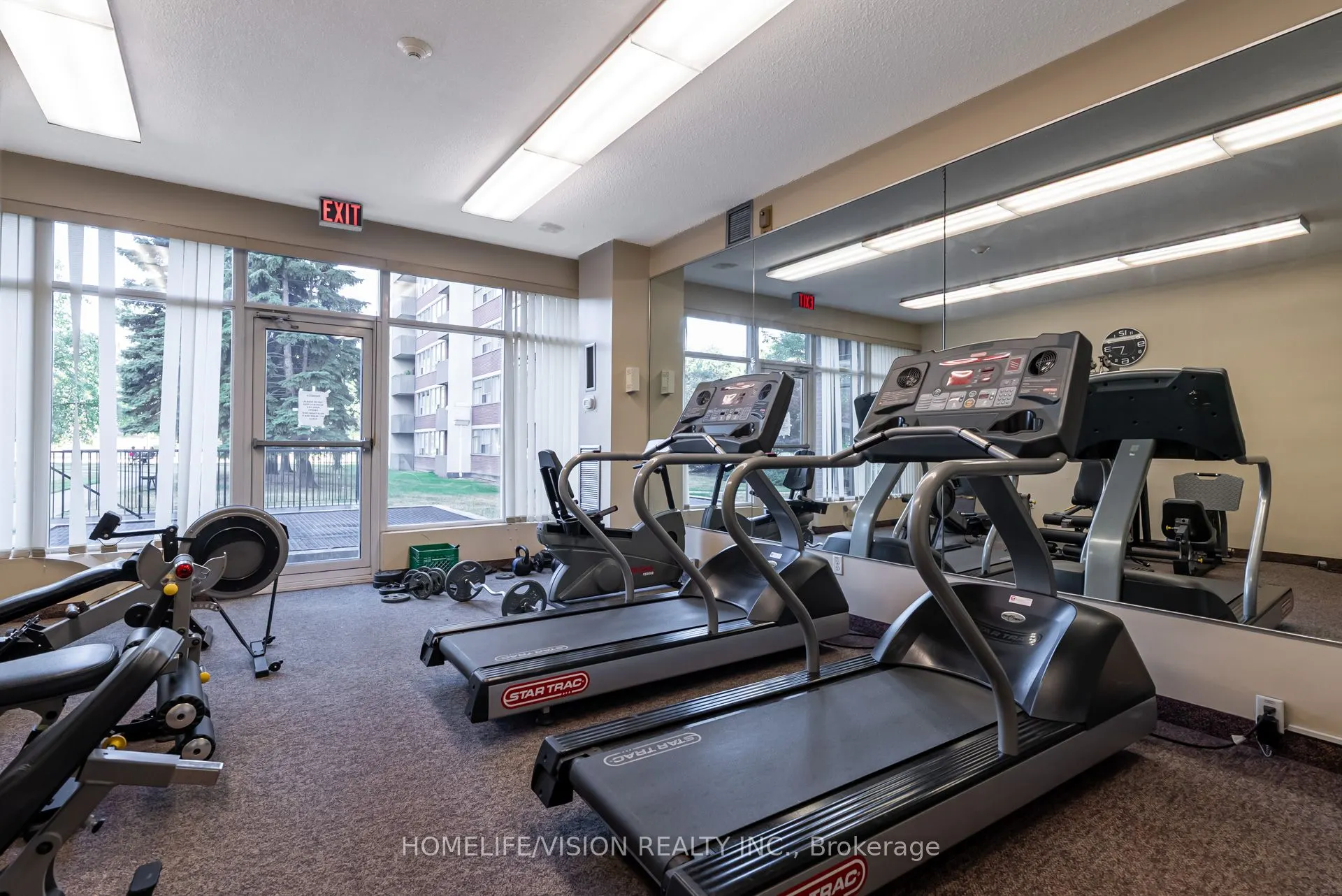 25 Silver Springs Boulevard, #905