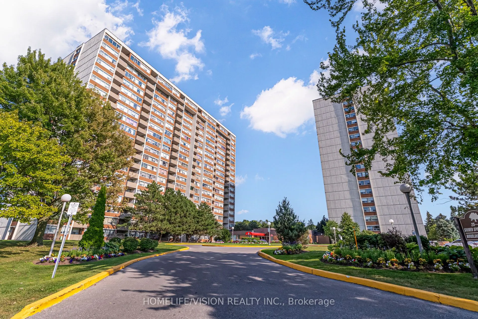25 Silver Springs Boulevard, #905