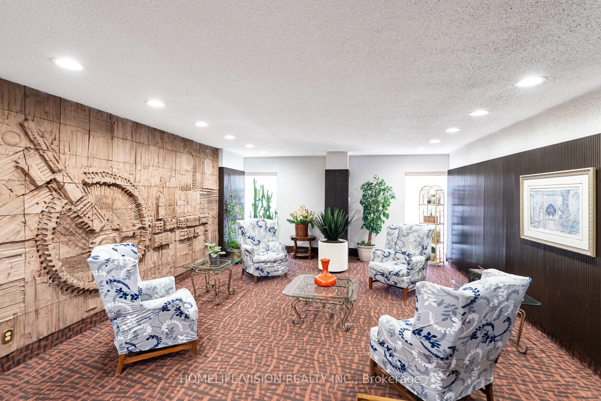 25 Silver Springs Boulevard, #905