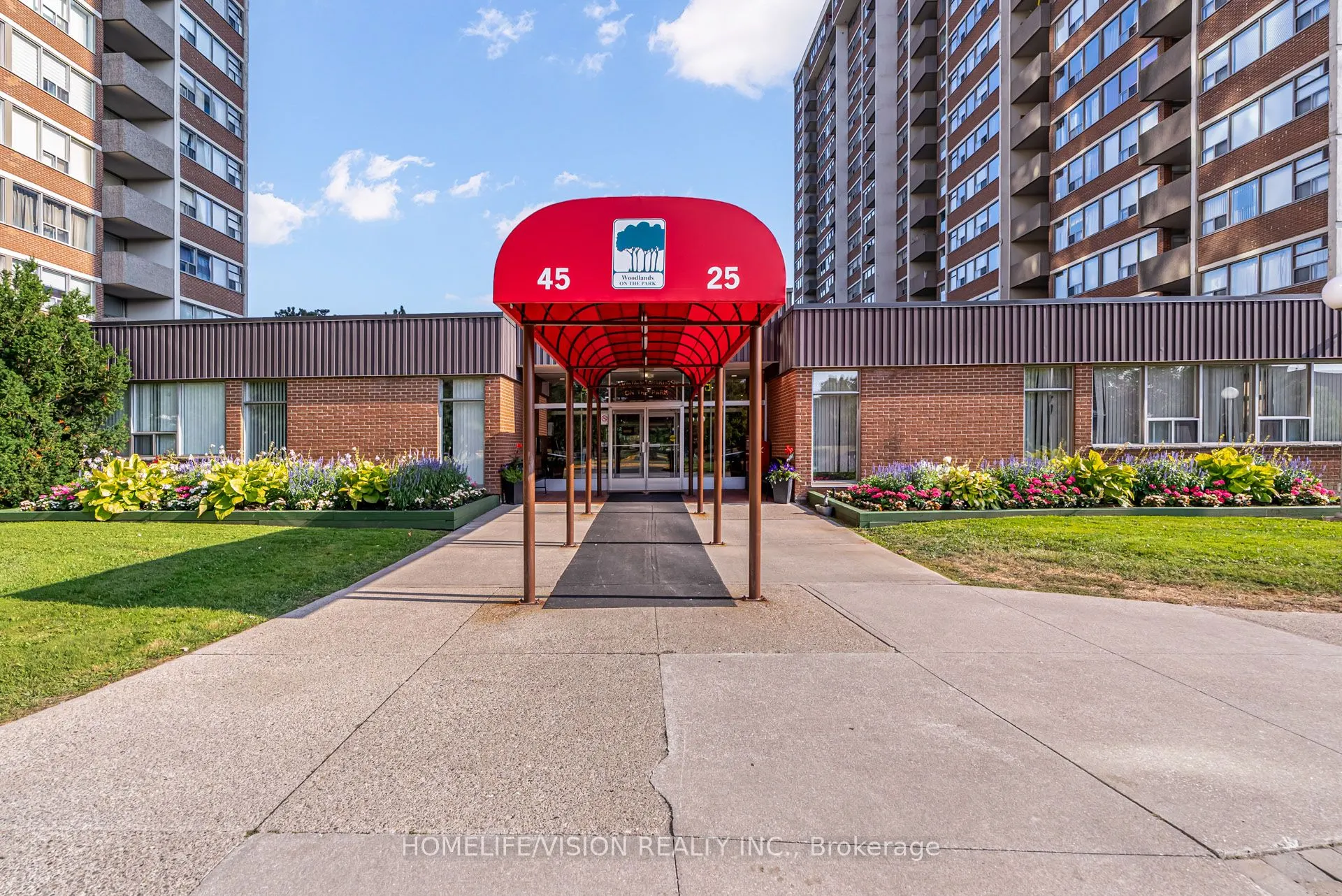 25 Silver Springs Boulevard, #905