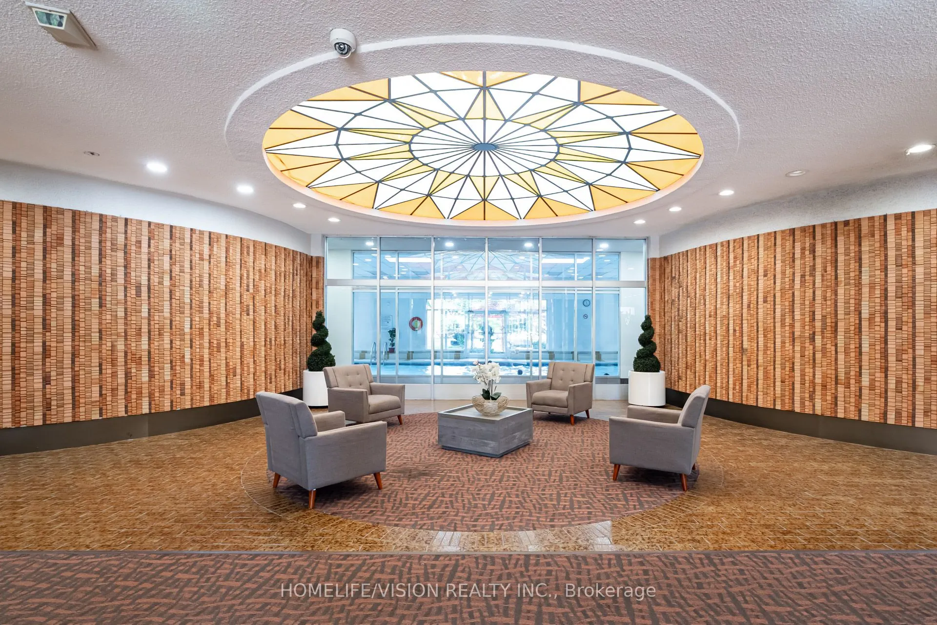 25 Silver Springs Boulevard, #905