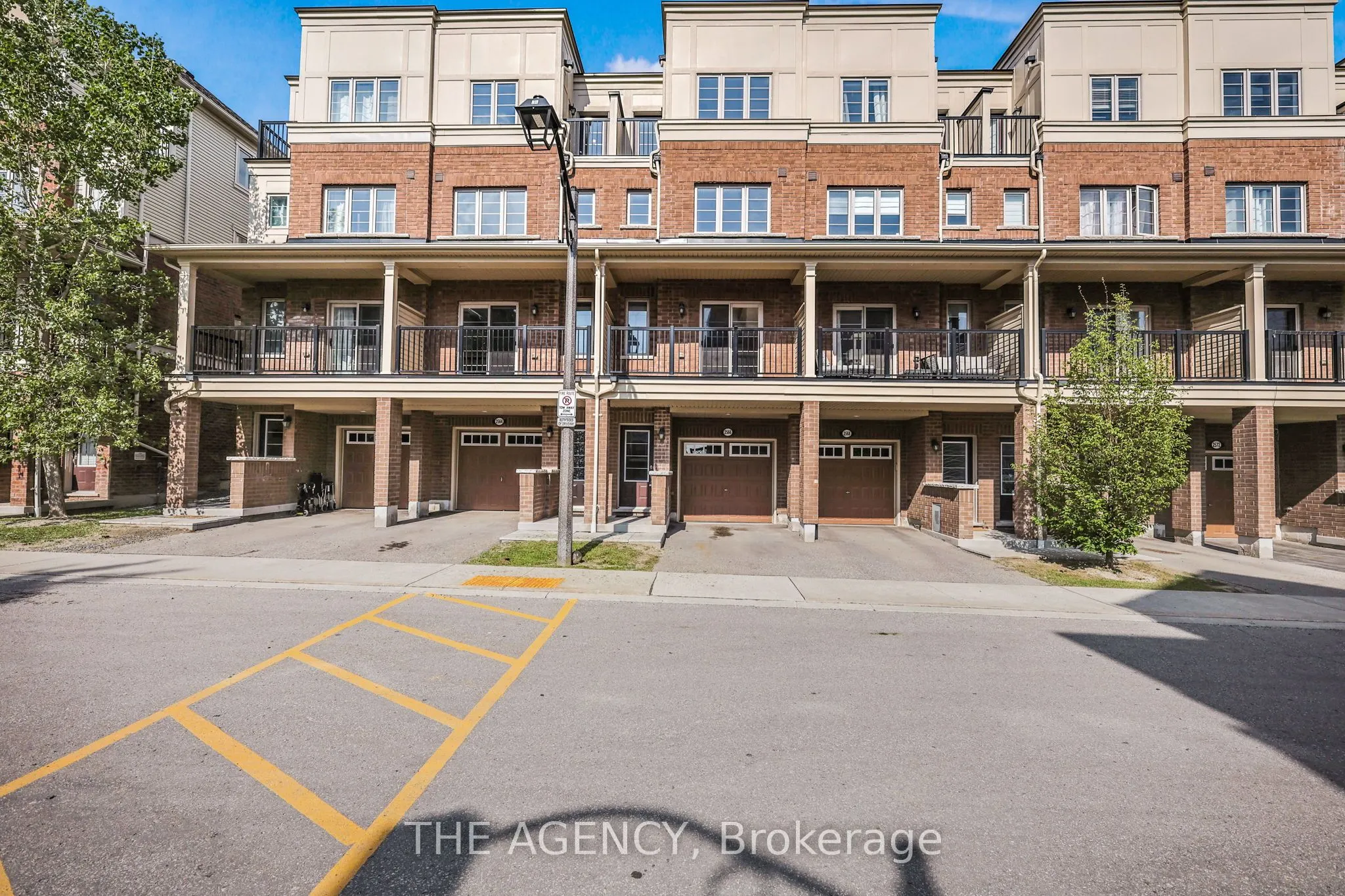 2566 Rosedrop Path, #168