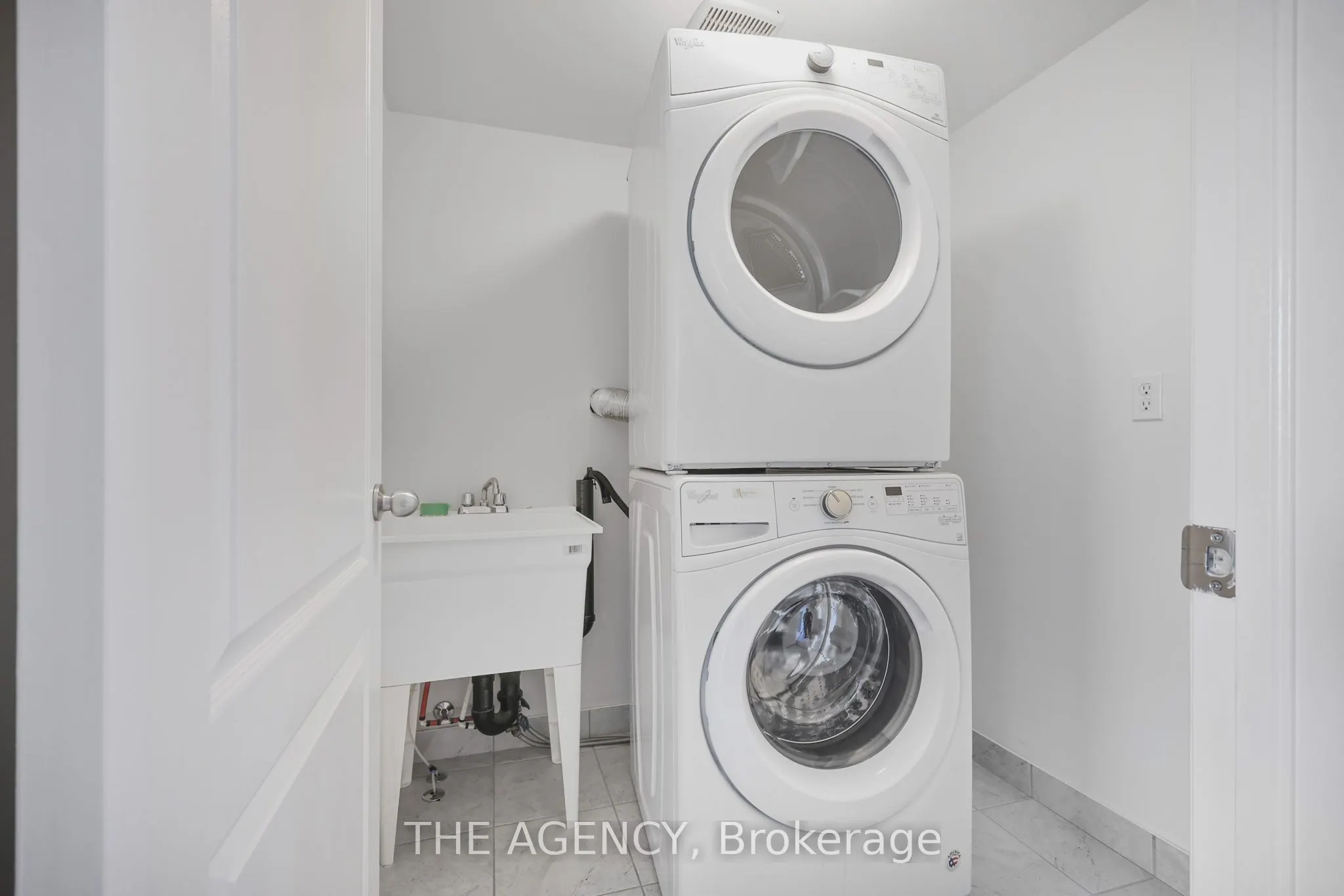 2566 Rosedrop Path, #168