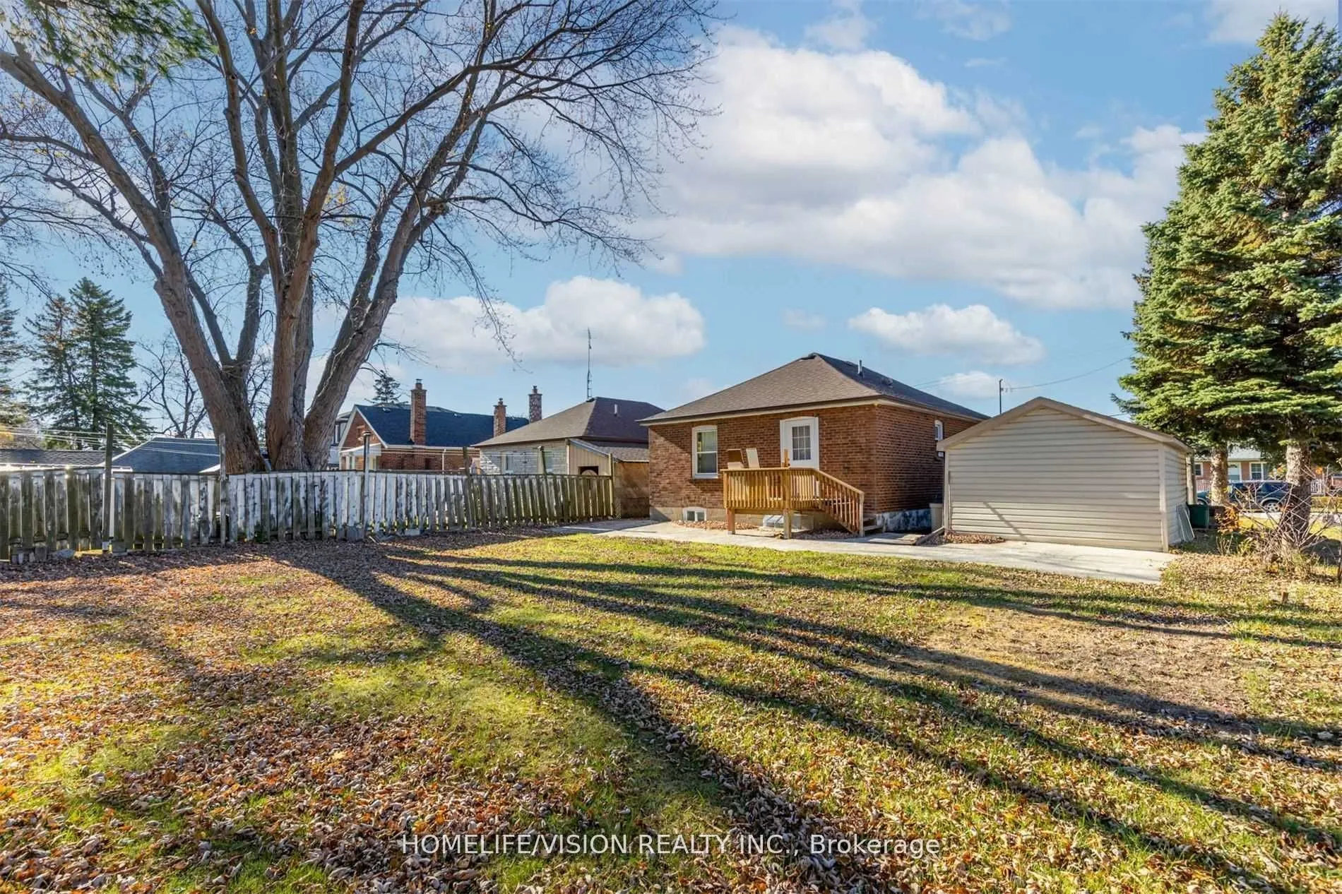 65 Ellington Drive E, #Main